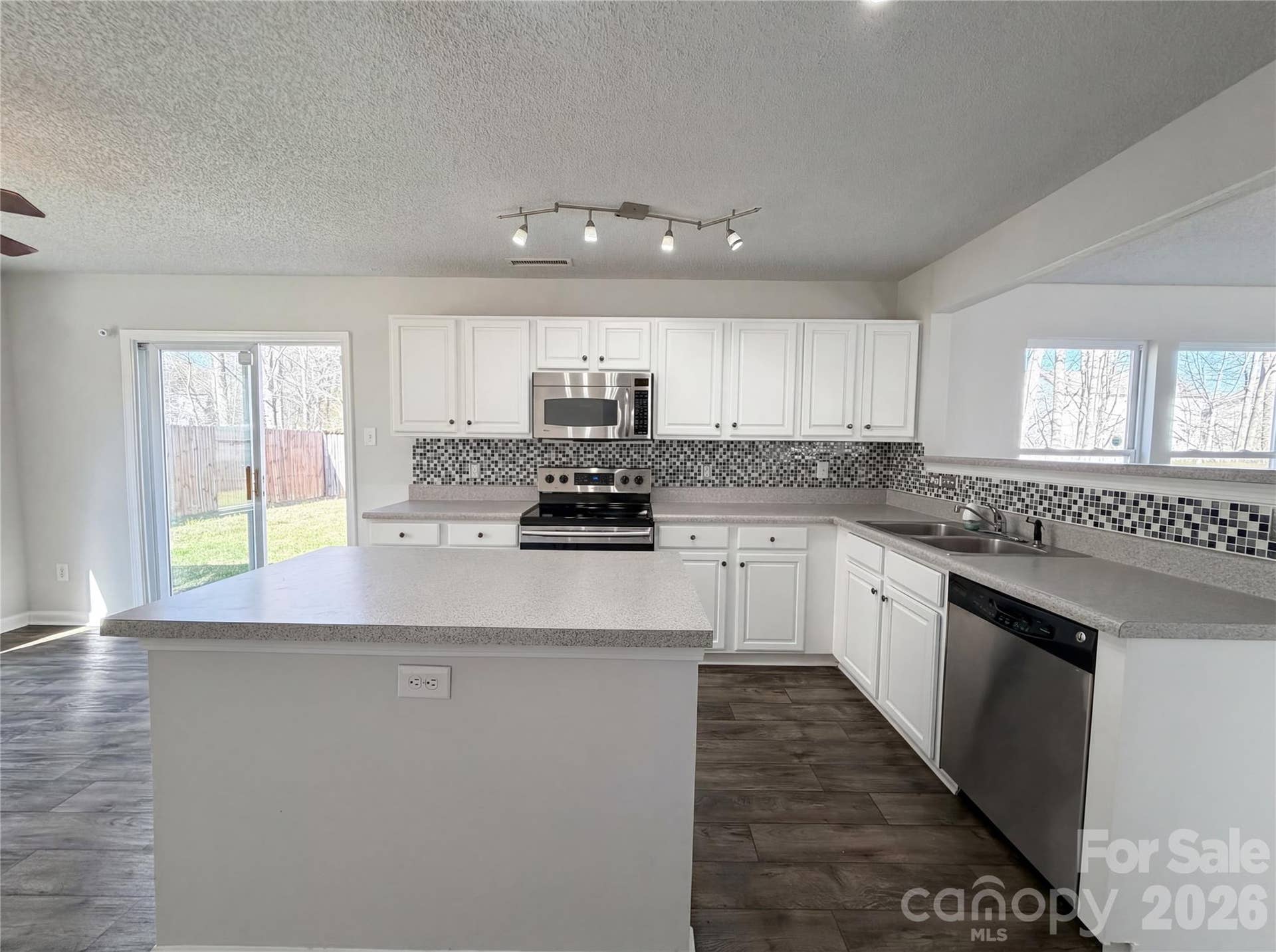 752 Ladino Lane, Clover, SC 29710 752 Ladino Lane, Clover, SC 29710