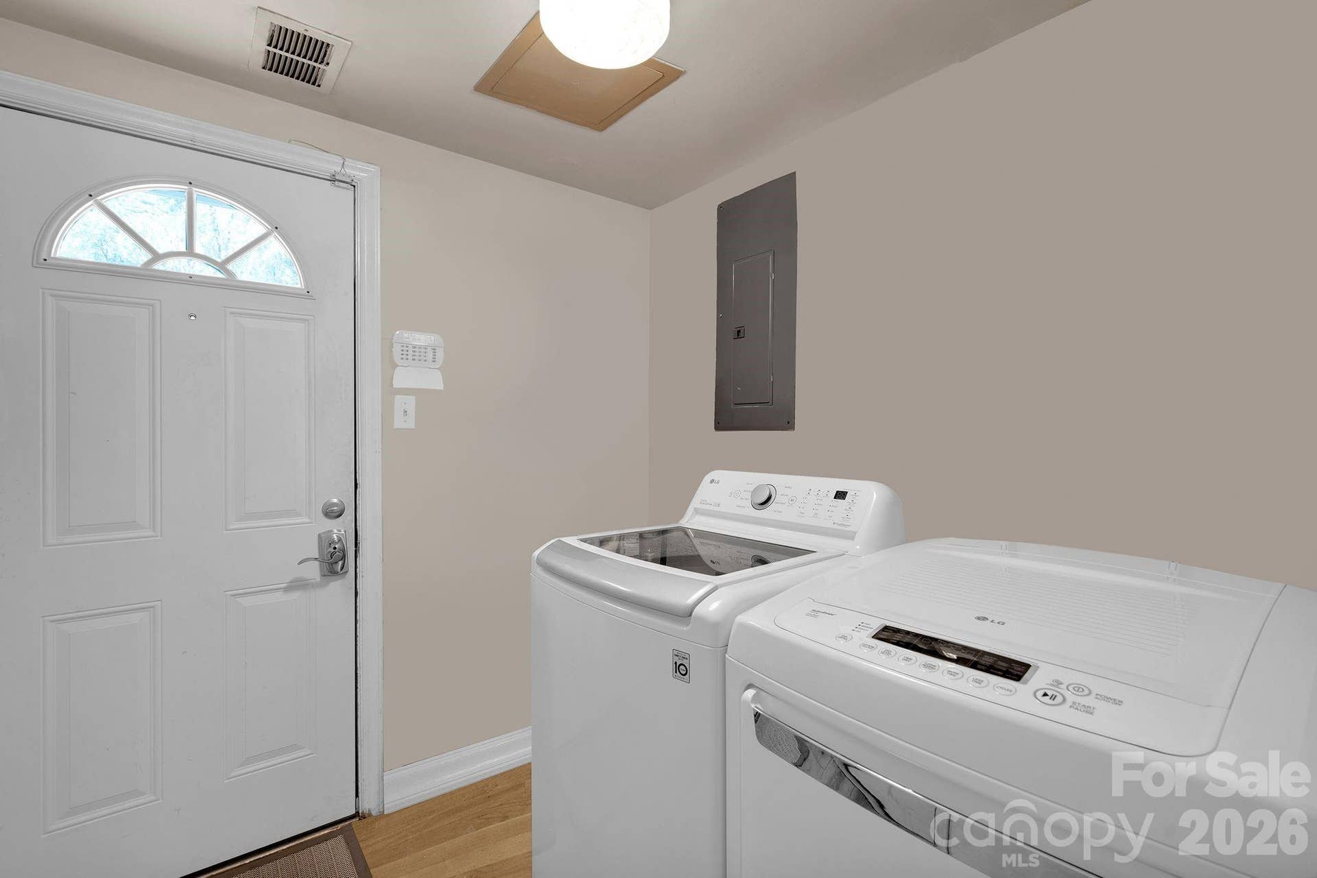 6616 Highbrook Drive, Charlotte, NC 28212 6616 Highbrook Drive, Charlotte, NC 28212