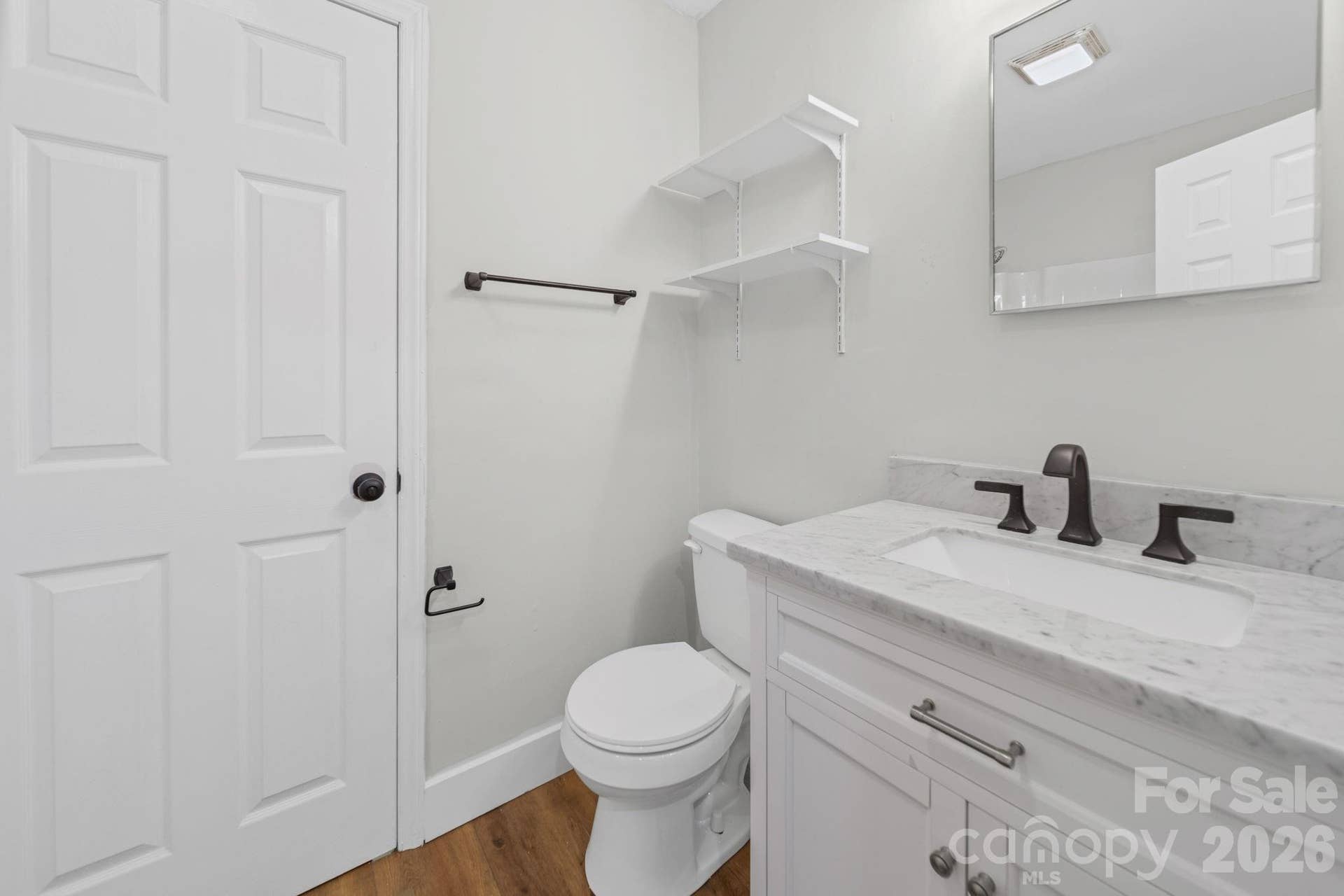 661 Kilborne Drive, Gastonia, NC 28052 Hall Bathroom