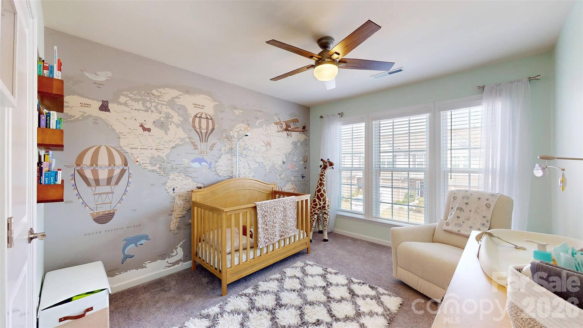One secondary bedroom