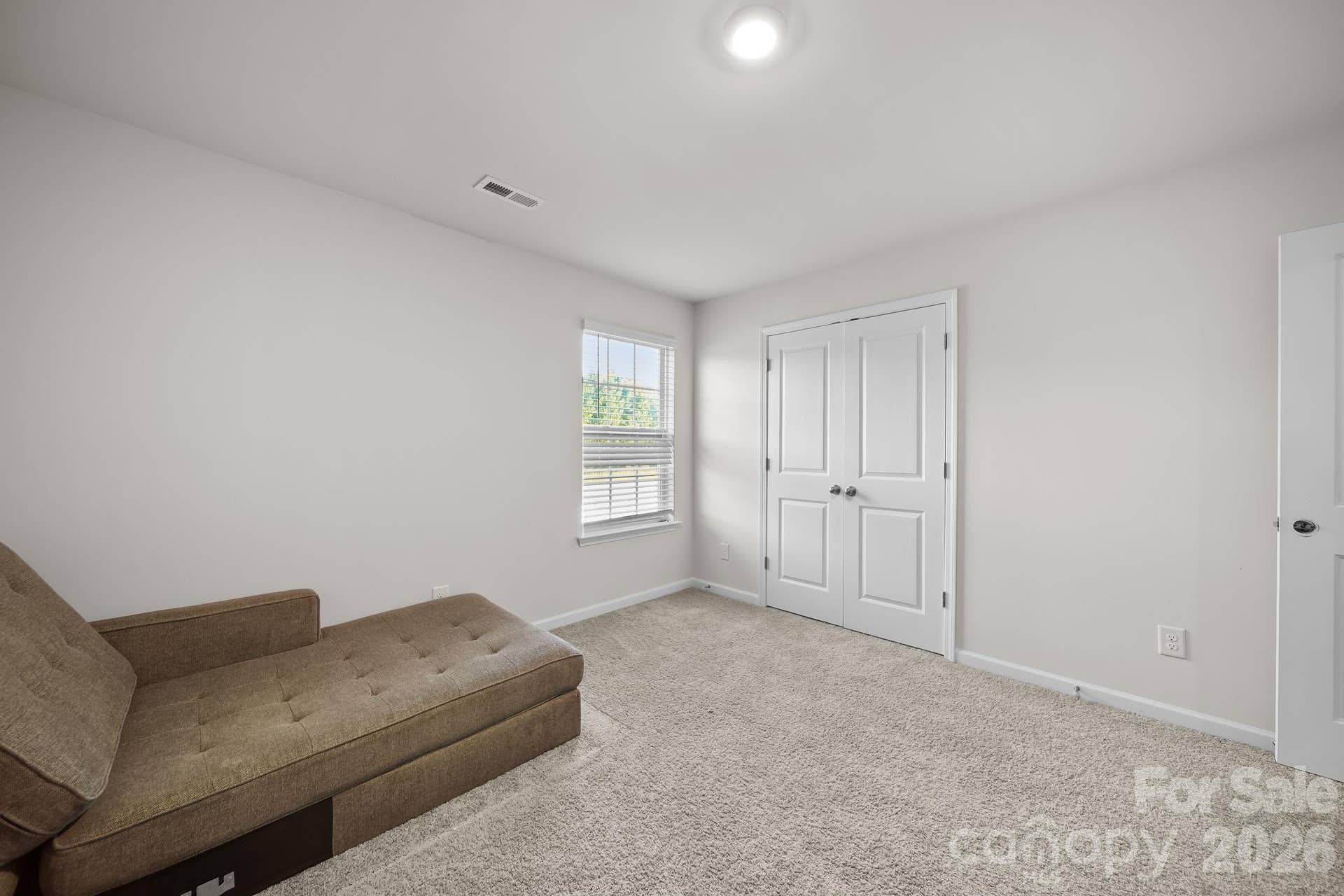 2130 Eastway Drive, Dallas, NC 28034 2130 Eastway Drive, Dallas, NC 28034