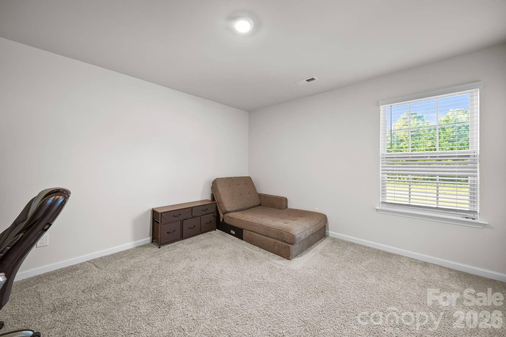 2130 Eastway Drive, Dallas, NC 28034 2130 Eastway Drive, Dallas, NC 28034