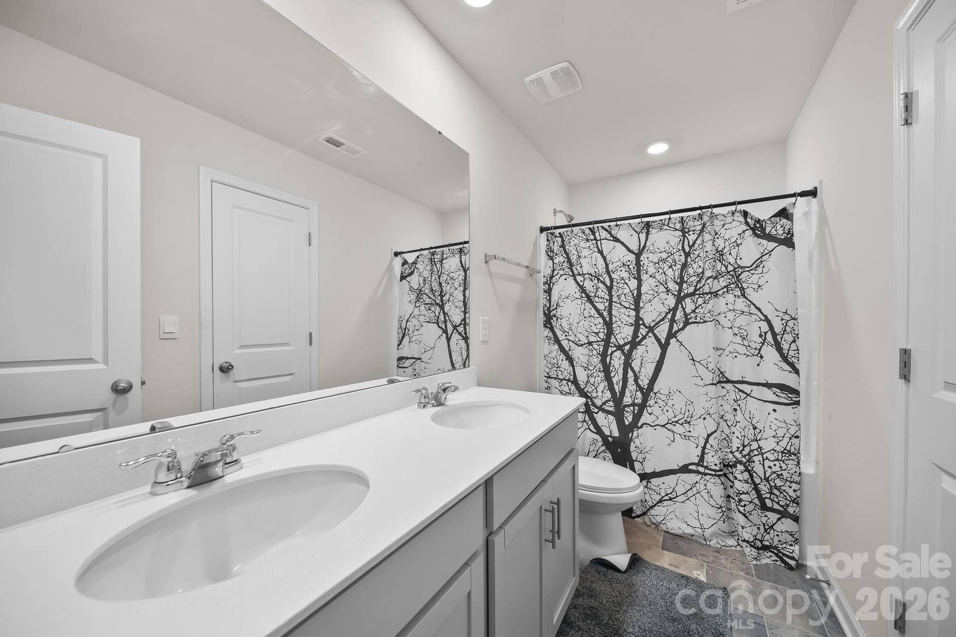 2130 Eastway Drive, Dallas, NC 28034 2130 Eastway Drive, Dallas, NC 28034