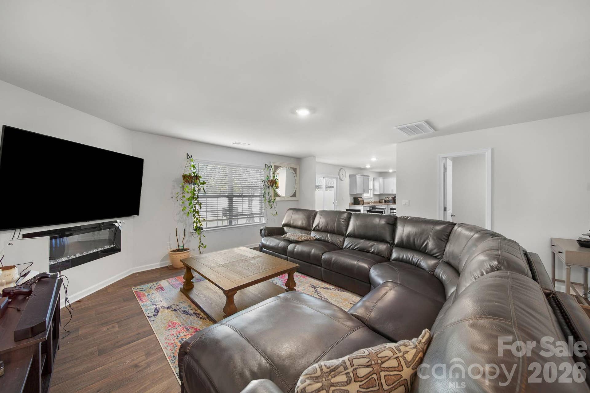 2130 Eastway Drive, Dallas, NC 28034 2130 Eastway Drive, Dallas, NC 28034