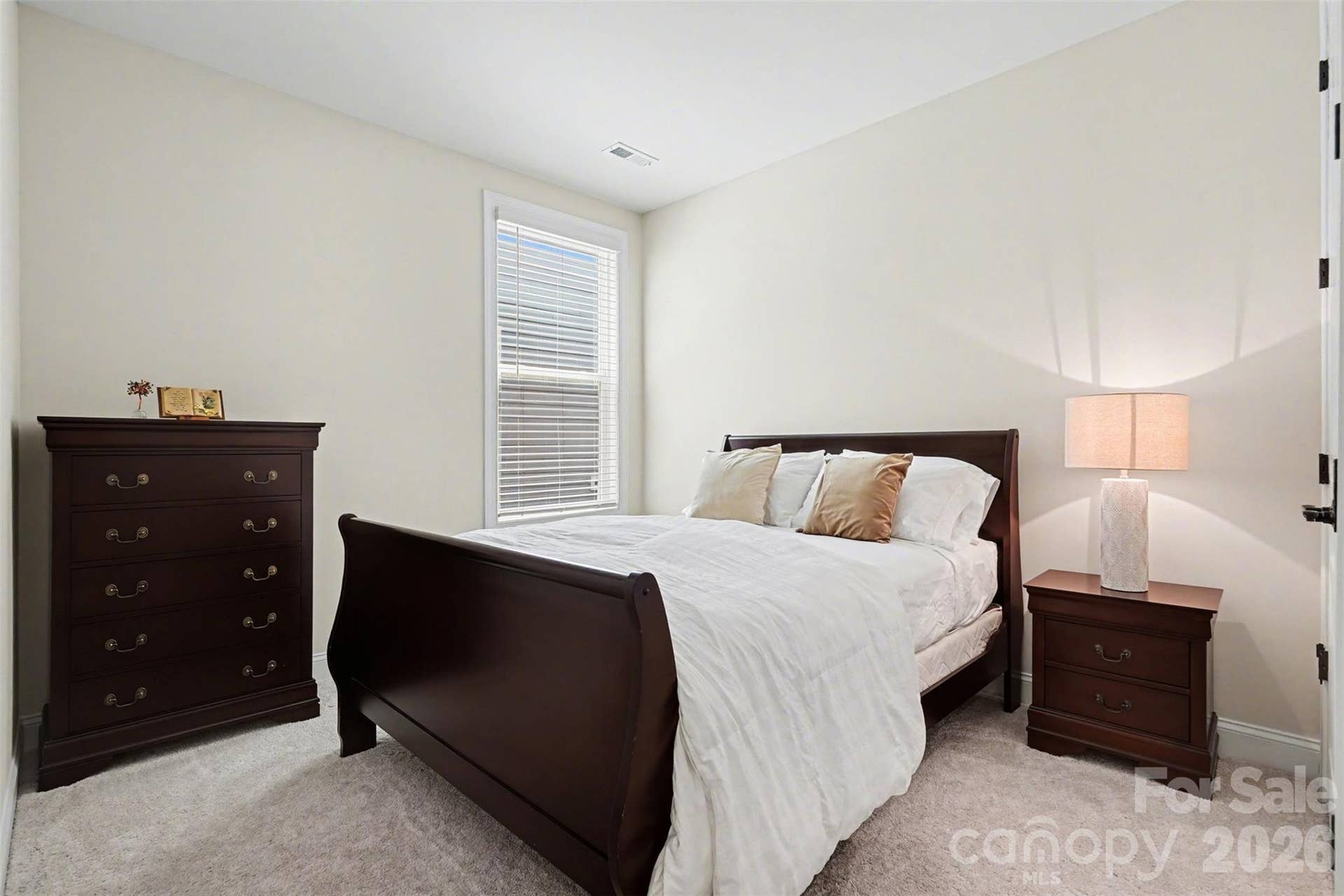 10225 Superb Lane, Charlotte, NC 28215 10225 Superb Lane, Charlotte, NC 28215