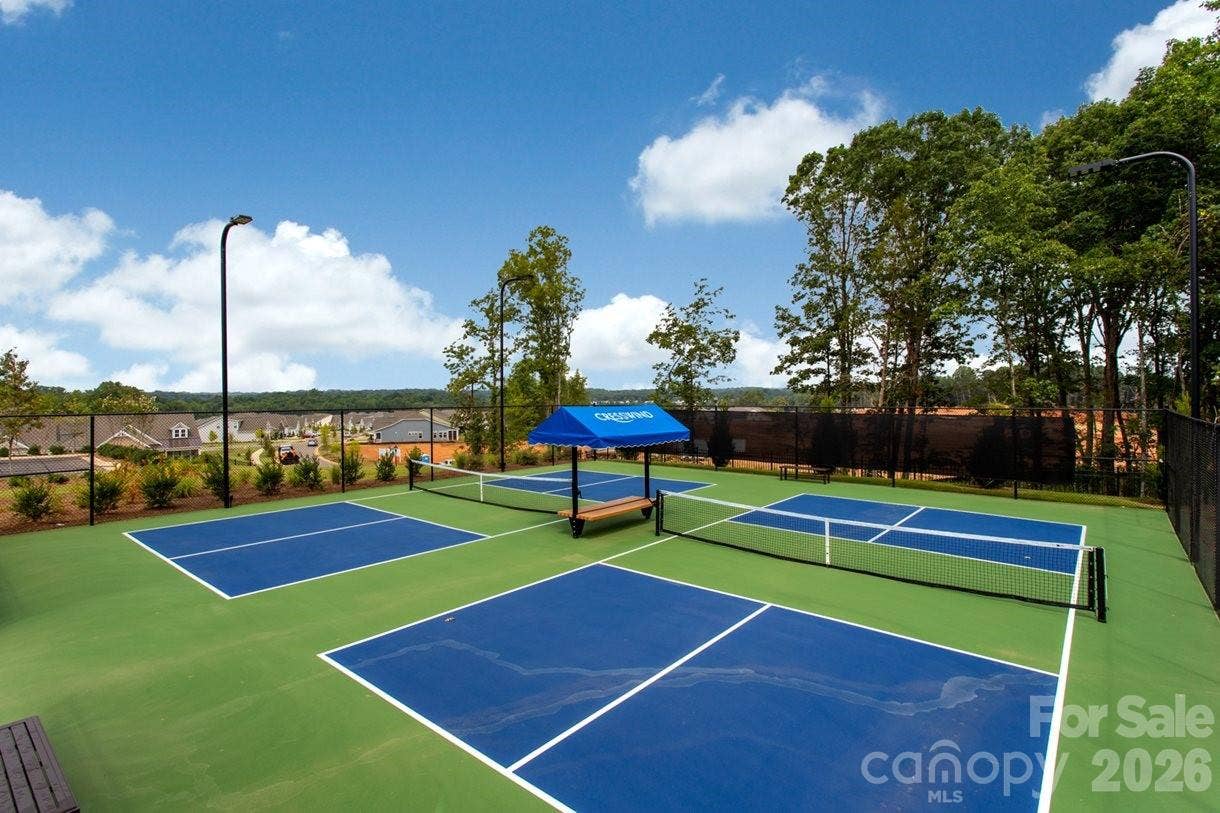 10225 Superb Lane, Charlotte, NC 28215 10225 Superb Lane, Charlotte, NC 28215