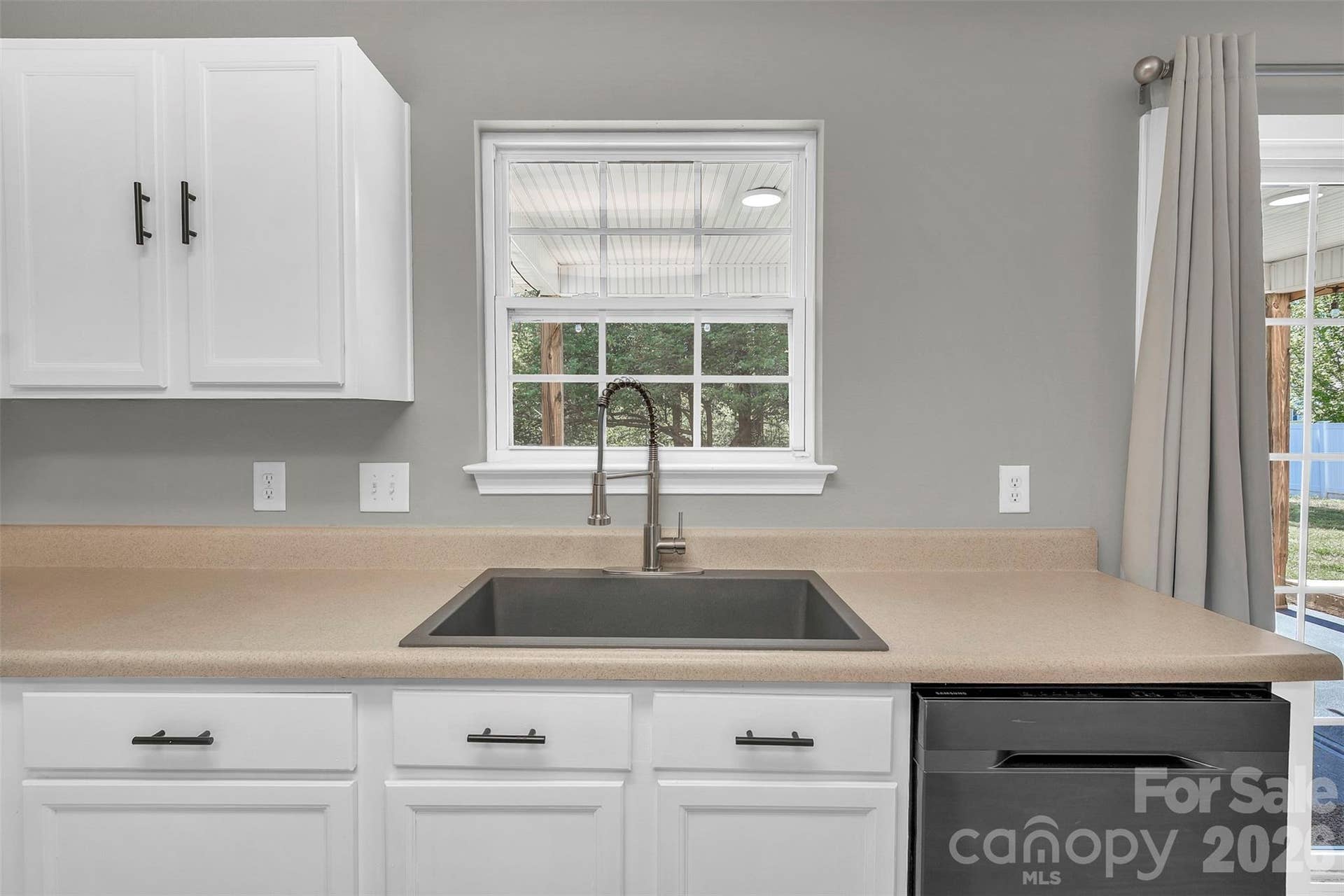 128 Longlea Drive, Clover, SC 29710