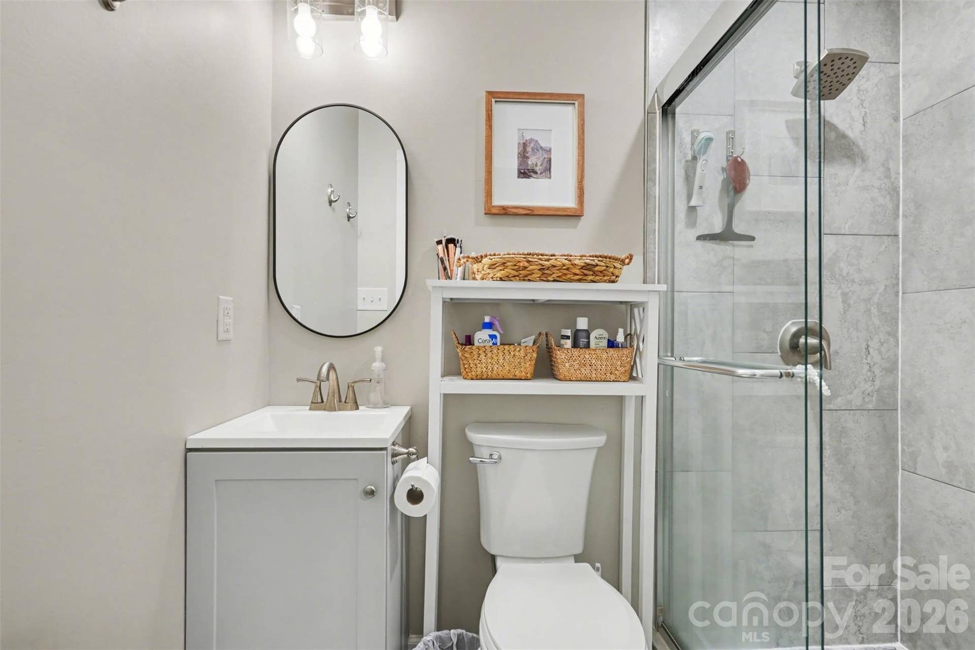 204 N Oak Street, Lowell, NC 28098 204 N Oak Street, Lowell, NC 28098