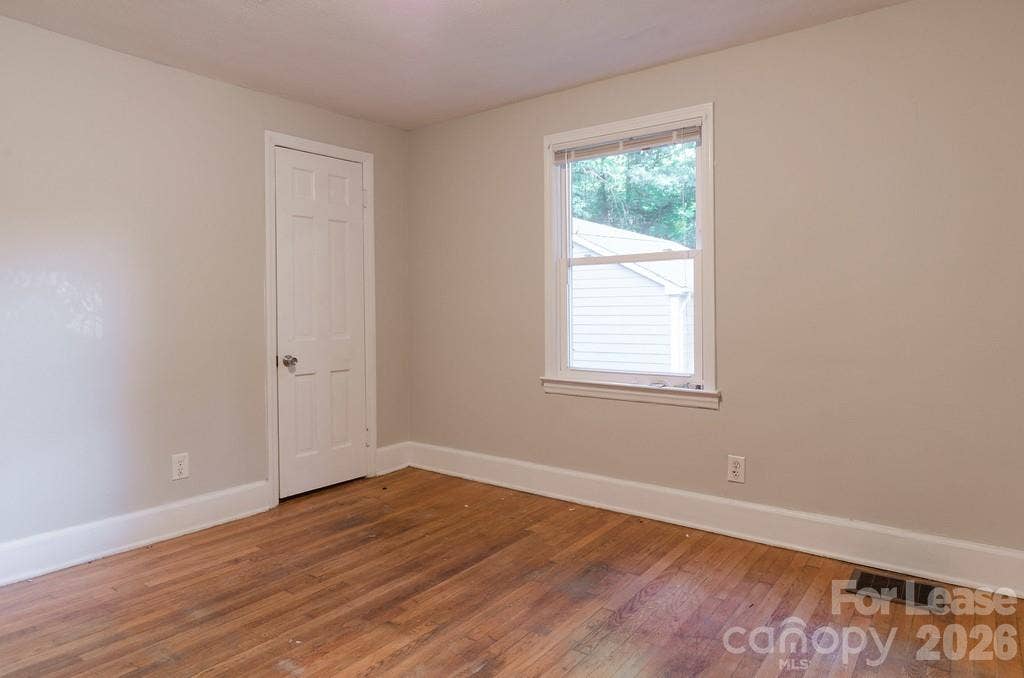 1233 Cheshire Avenue, Charlotte, NC 28208 1233 Cheshire Avenue, Charlotte, NC 28208