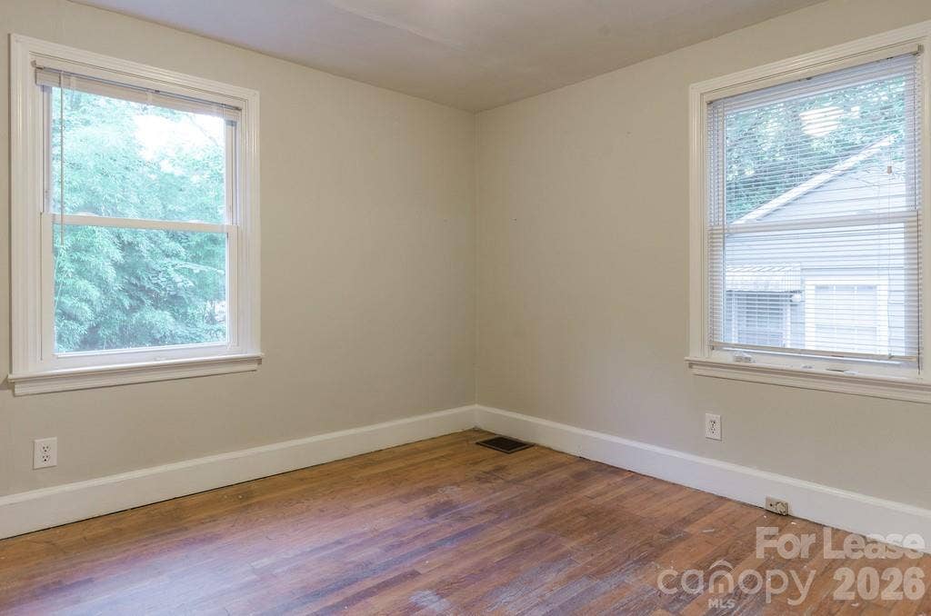 1233 Cheshire Avenue, Charlotte, NC 28208 1233 Cheshire Avenue, Charlotte, NC 28208