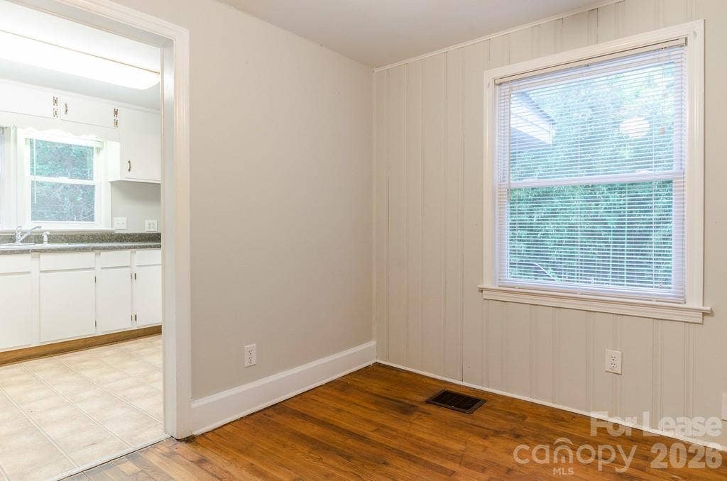 1233 Cheshire Avenue, Charlotte, NC 28208 1233 Cheshire Avenue, Charlotte, NC 28208
