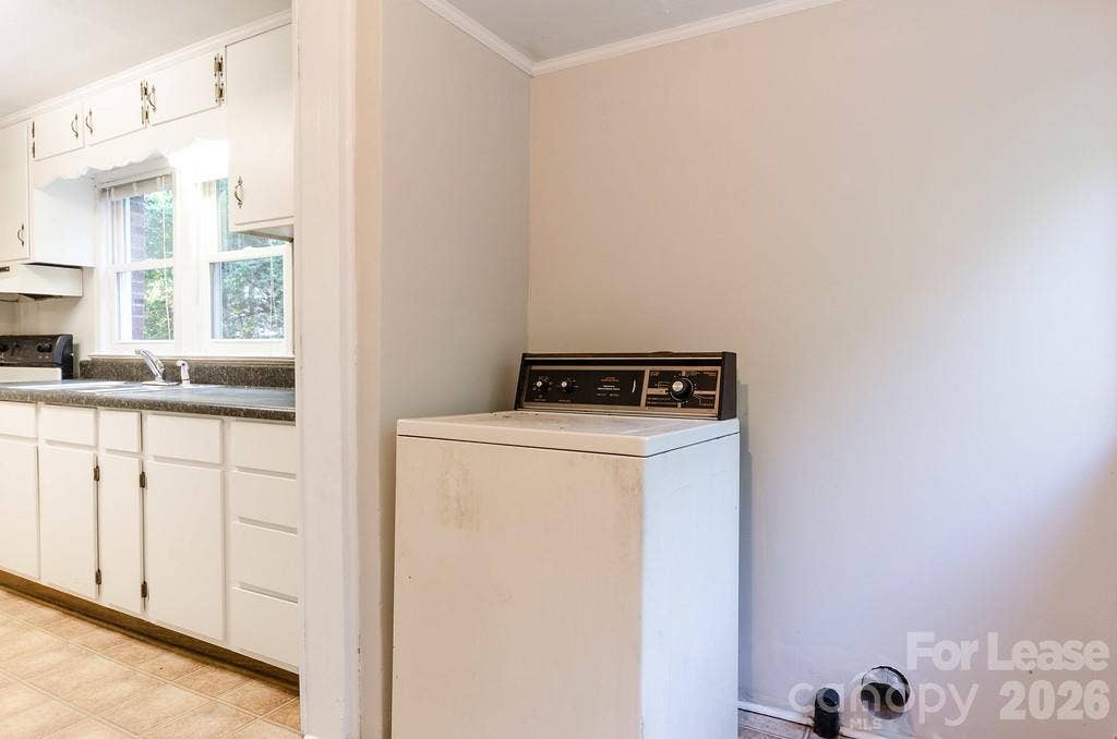 1233 Cheshire Avenue, Charlotte, NC 28208 1233 Cheshire Avenue, Charlotte, NC 28208