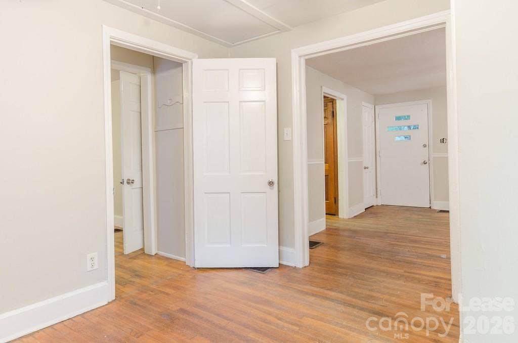 1233 Cheshire Avenue, Charlotte, NC 28208 1233 Cheshire Avenue, Charlotte, NC 28208