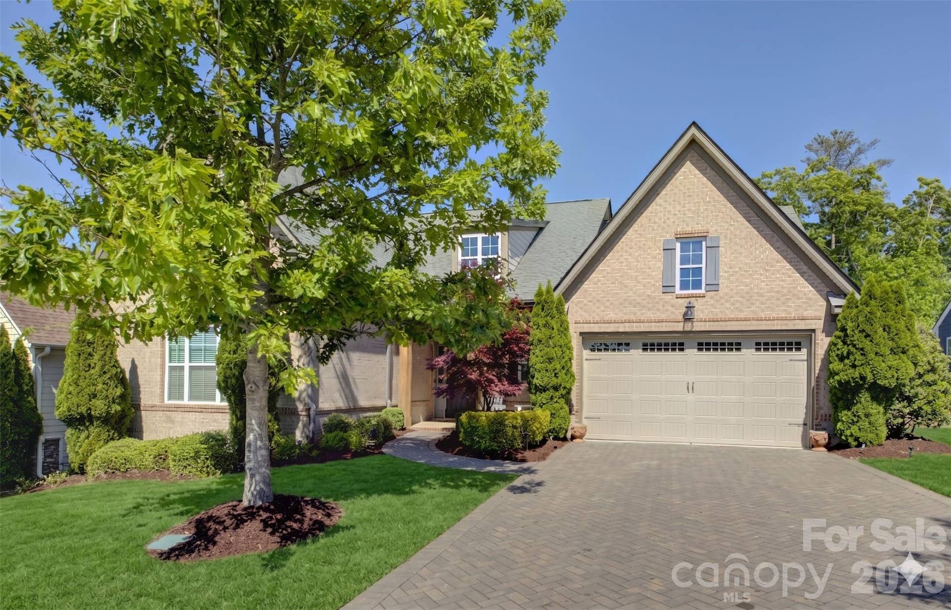 15512 Aviary Orchard Way, Charlotte, NC 28278 Stunning golf course home
