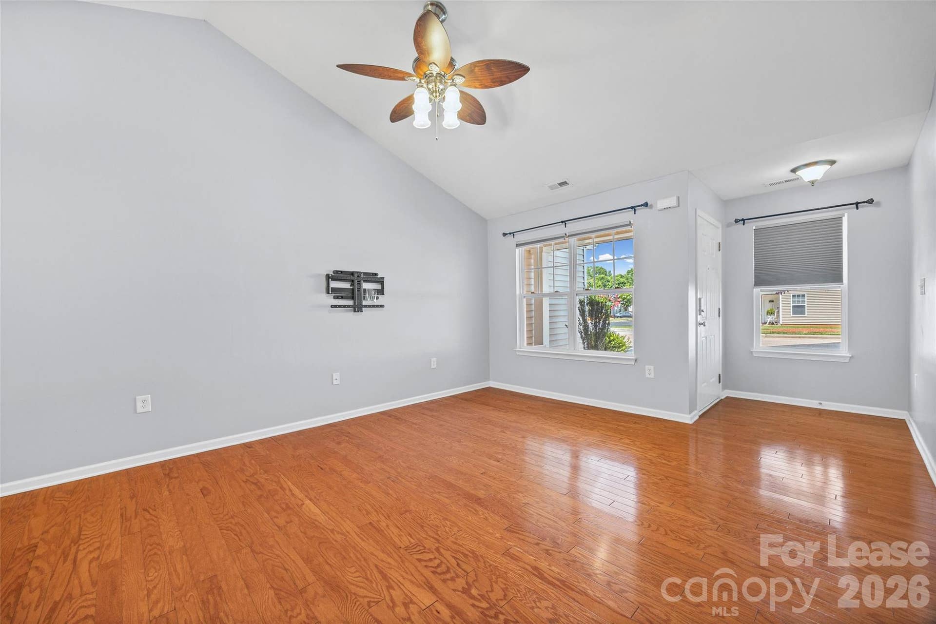 2052 Shady Pond Drive, Clover, SC 29710 2052 Shady Pond Drive, Clover, SC 29710
