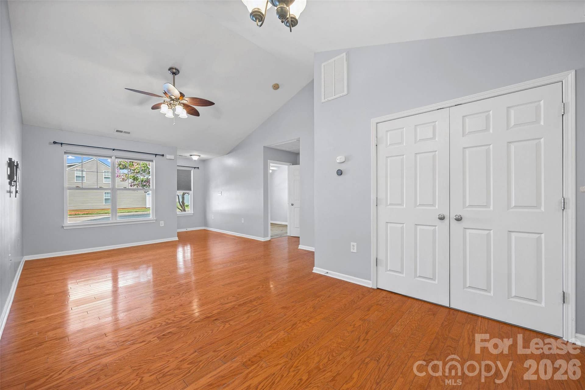 2052 Shady Pond Drive, Clover, SC 29710 2052 Shady Pond Drive, Clover, SC 29710