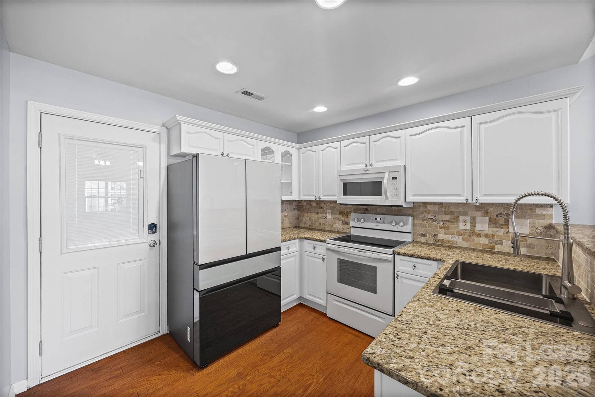 2052 Shady Pond Drive, Clover, SC 29710 2052 Shady Pond Drive, Clover, SC 29710