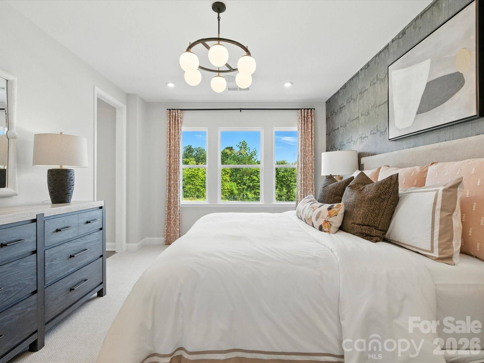 513 Nash Street, Fort Mill, SC 29715 Primary Bedroom with ample natural light