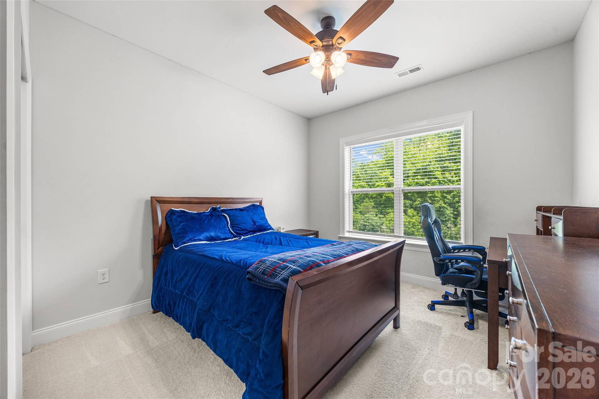 3rd bedroom upstairs