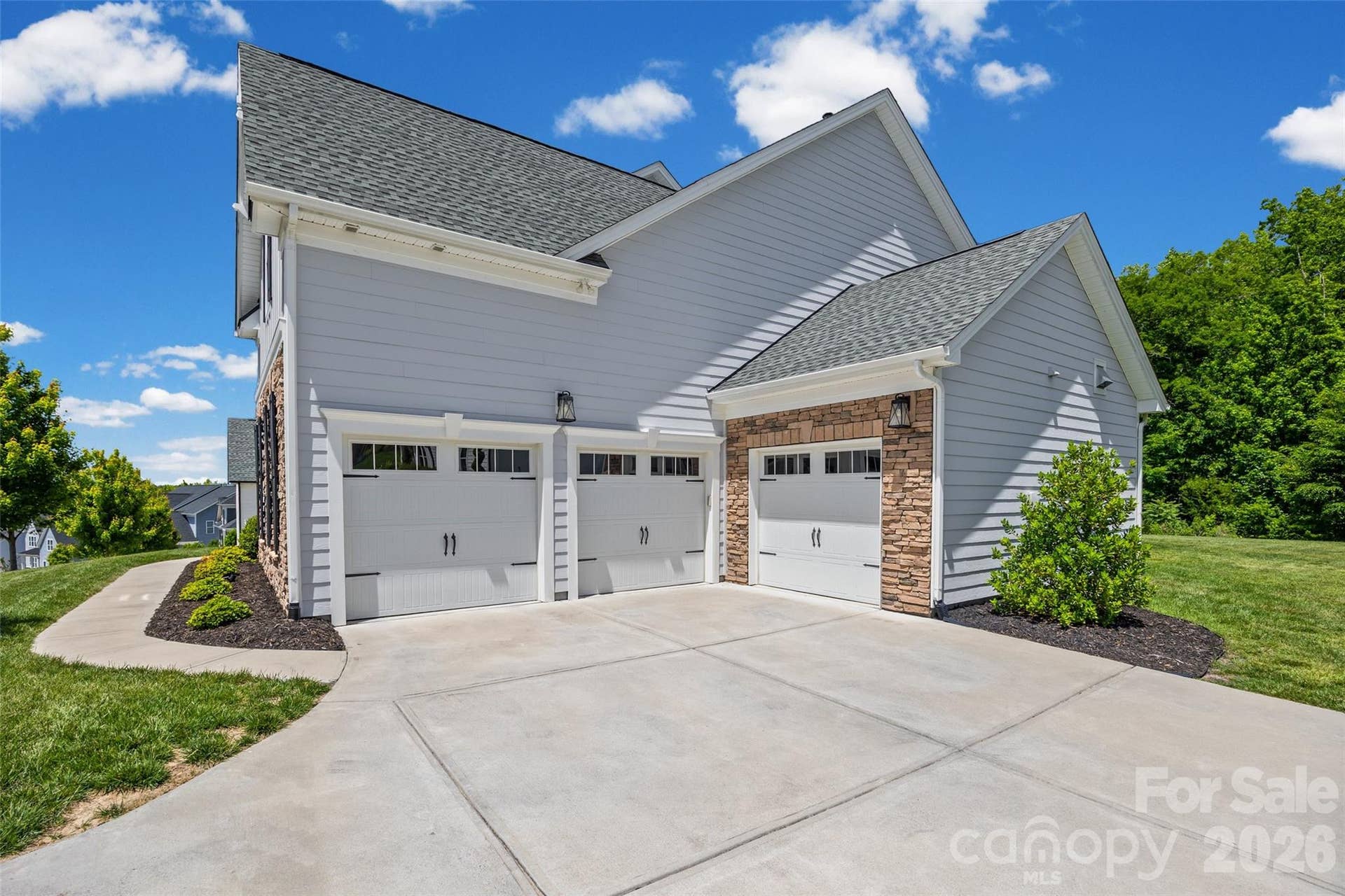 3 car garage
