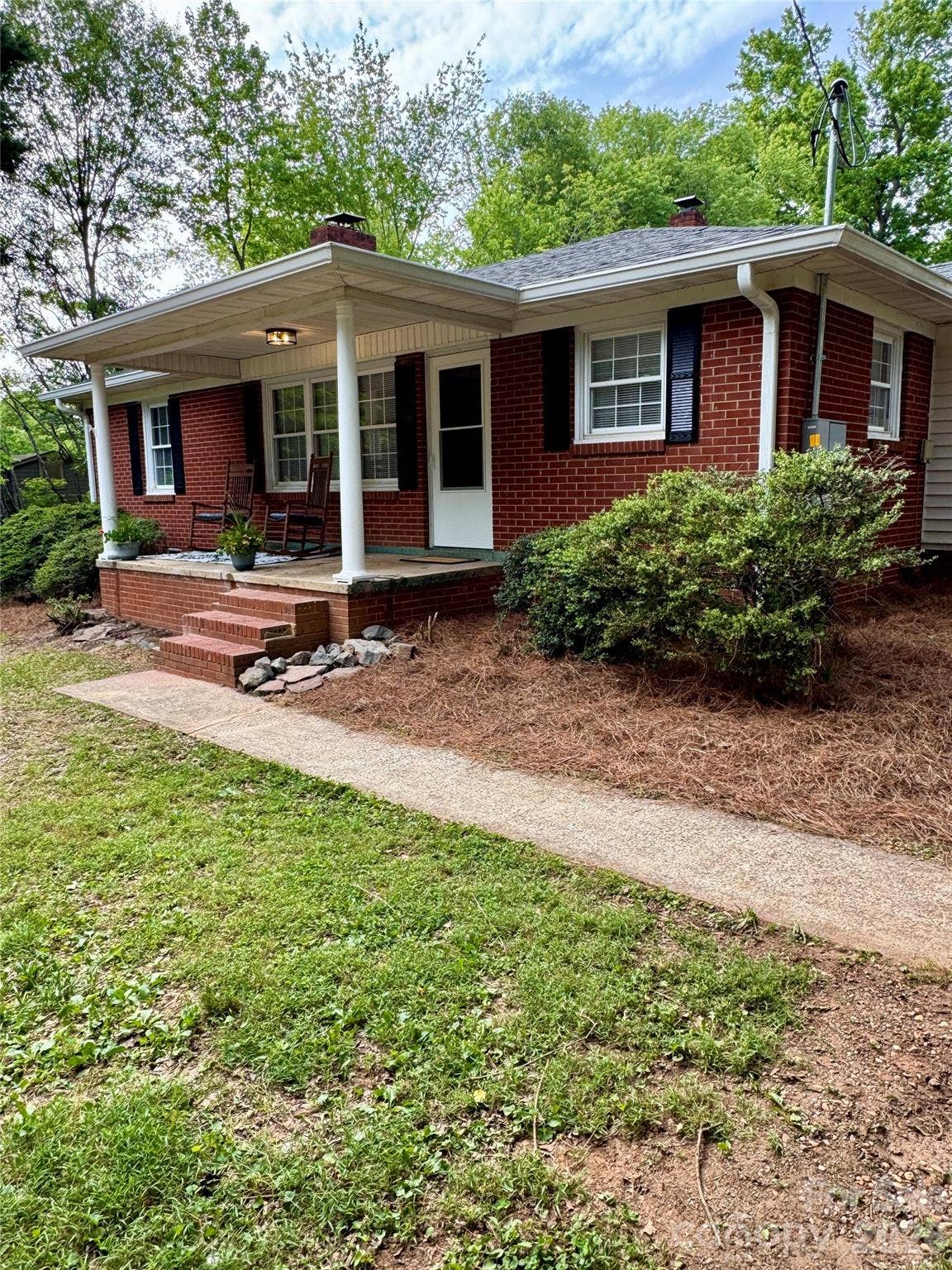 2217 Dale Avenue, Lincolnton, NC 28092 2217 Dale Avenue, Lincolnton, NC 28092