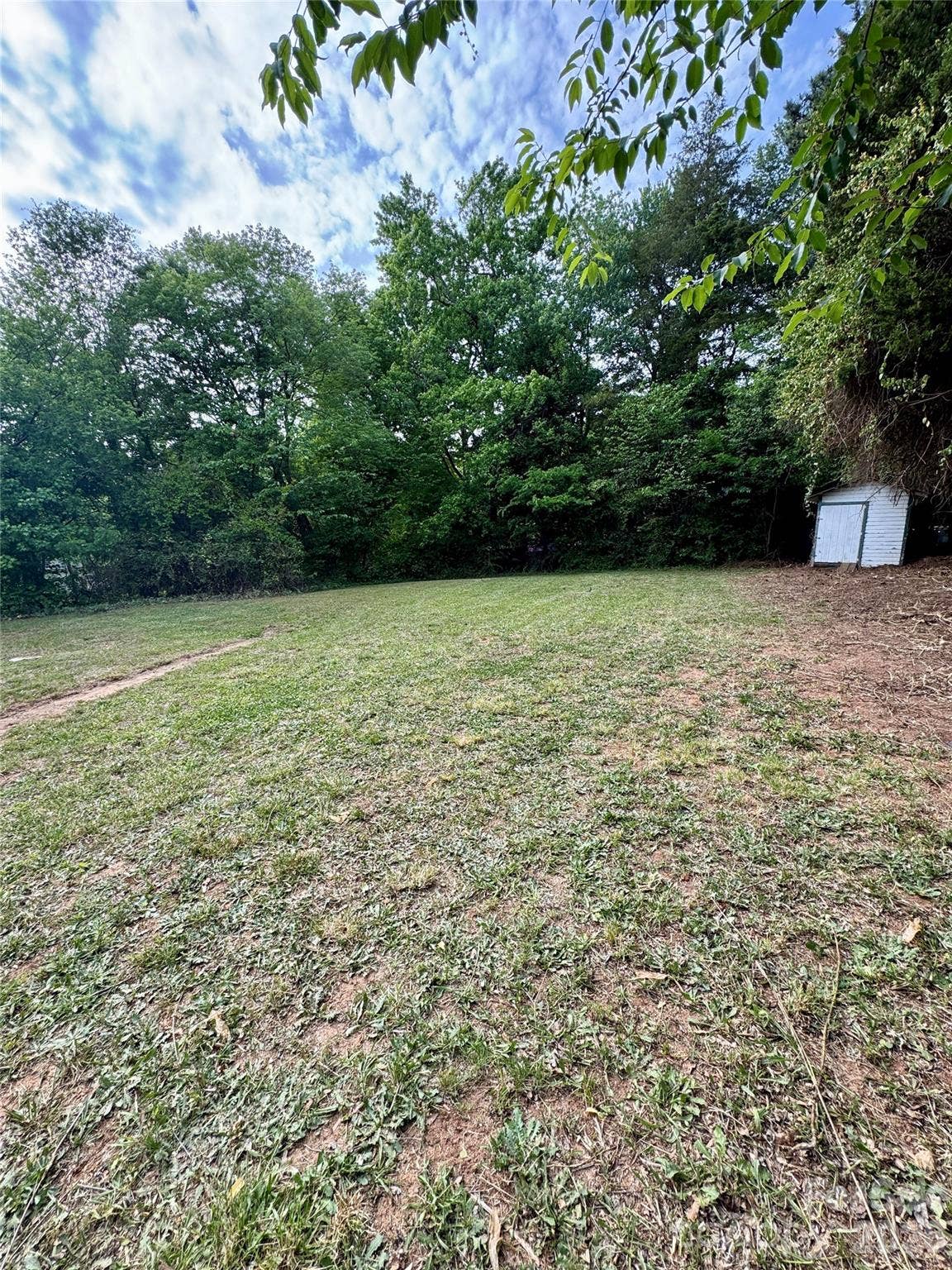 2217 Dale Avenue, Lincolnton, NC 28092 2217 Dale Avenue, Lincolnton, NC 28092