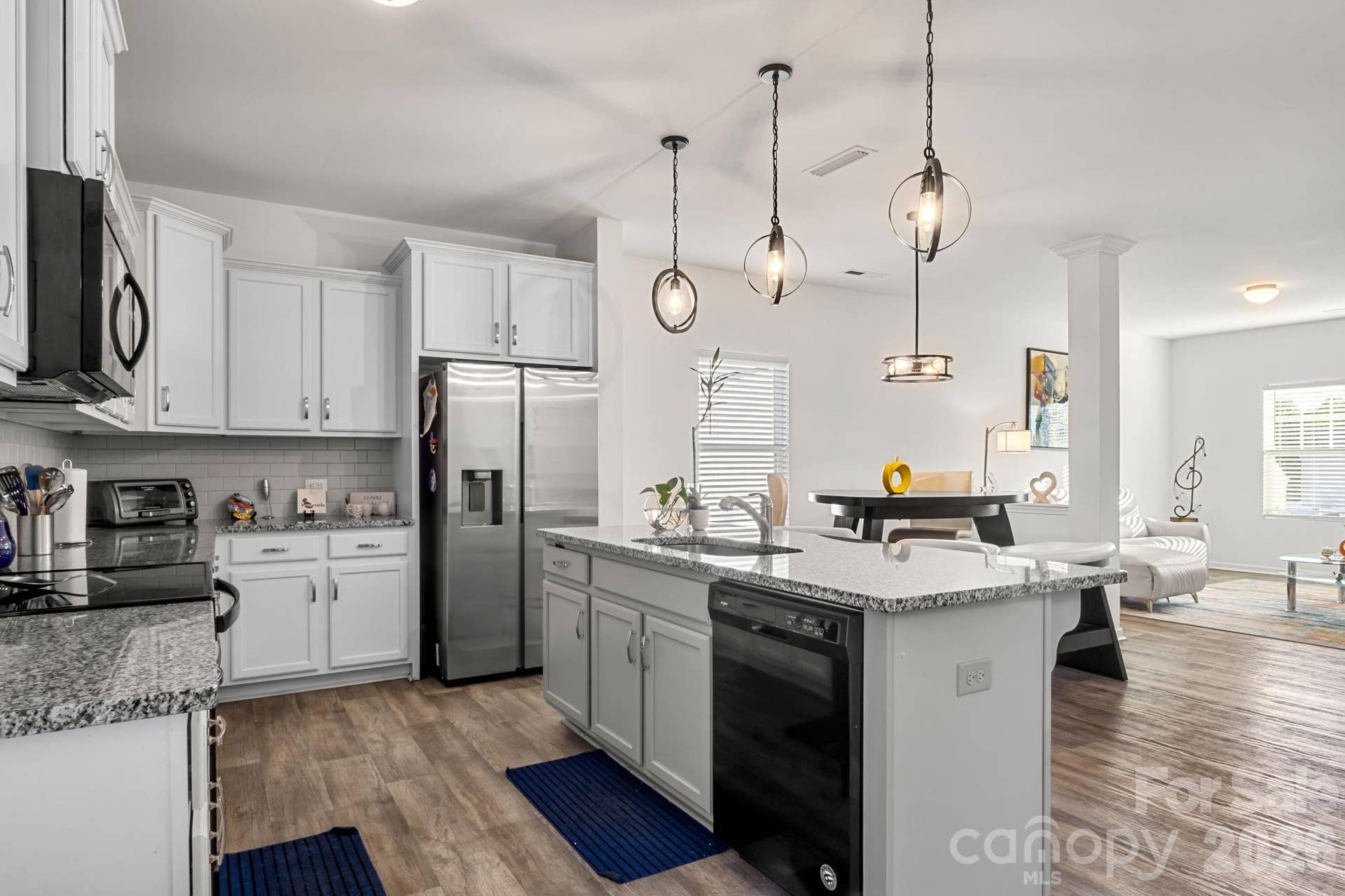 5153 Meanna Drive, Clover, SC 29710 5153 Meanna Drive, Clover, SC 29710
