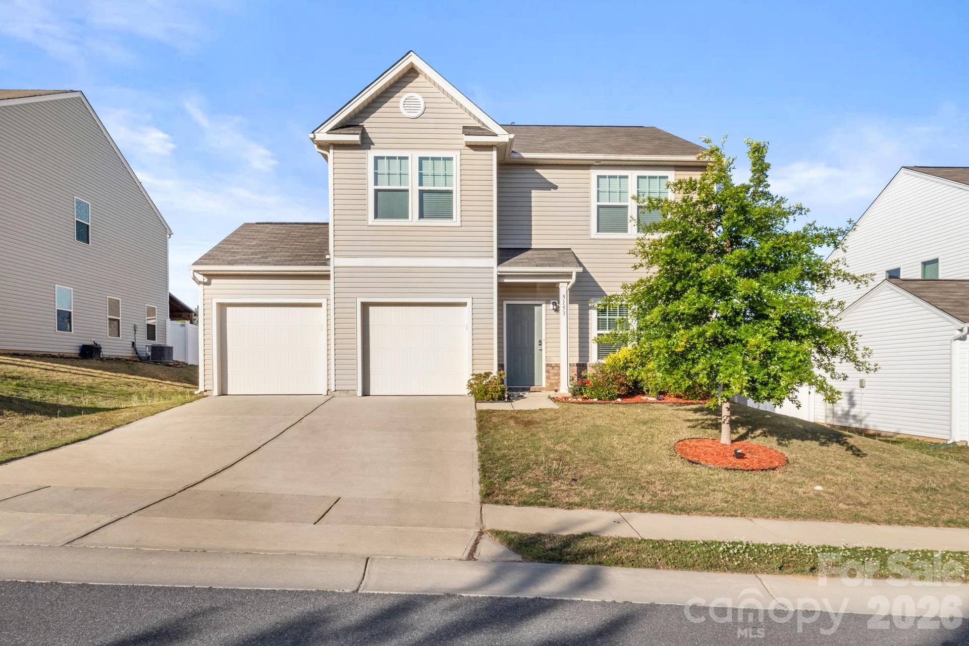 5153 Meanna Drive, Clover, SC 29710 5153 Meanna Drive, Clover, SC 29710