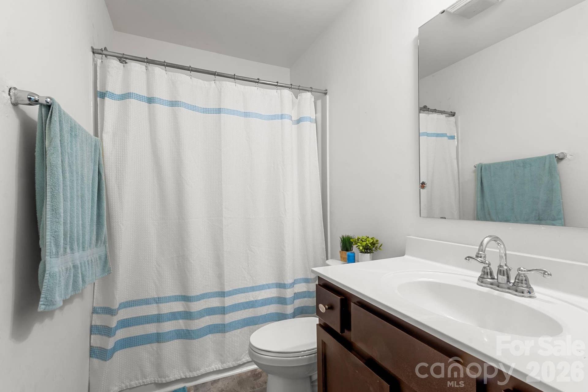 5153 Meanna Drive, Clover, SC 29710 5153 Meanna Drive, Clover, SC 29710