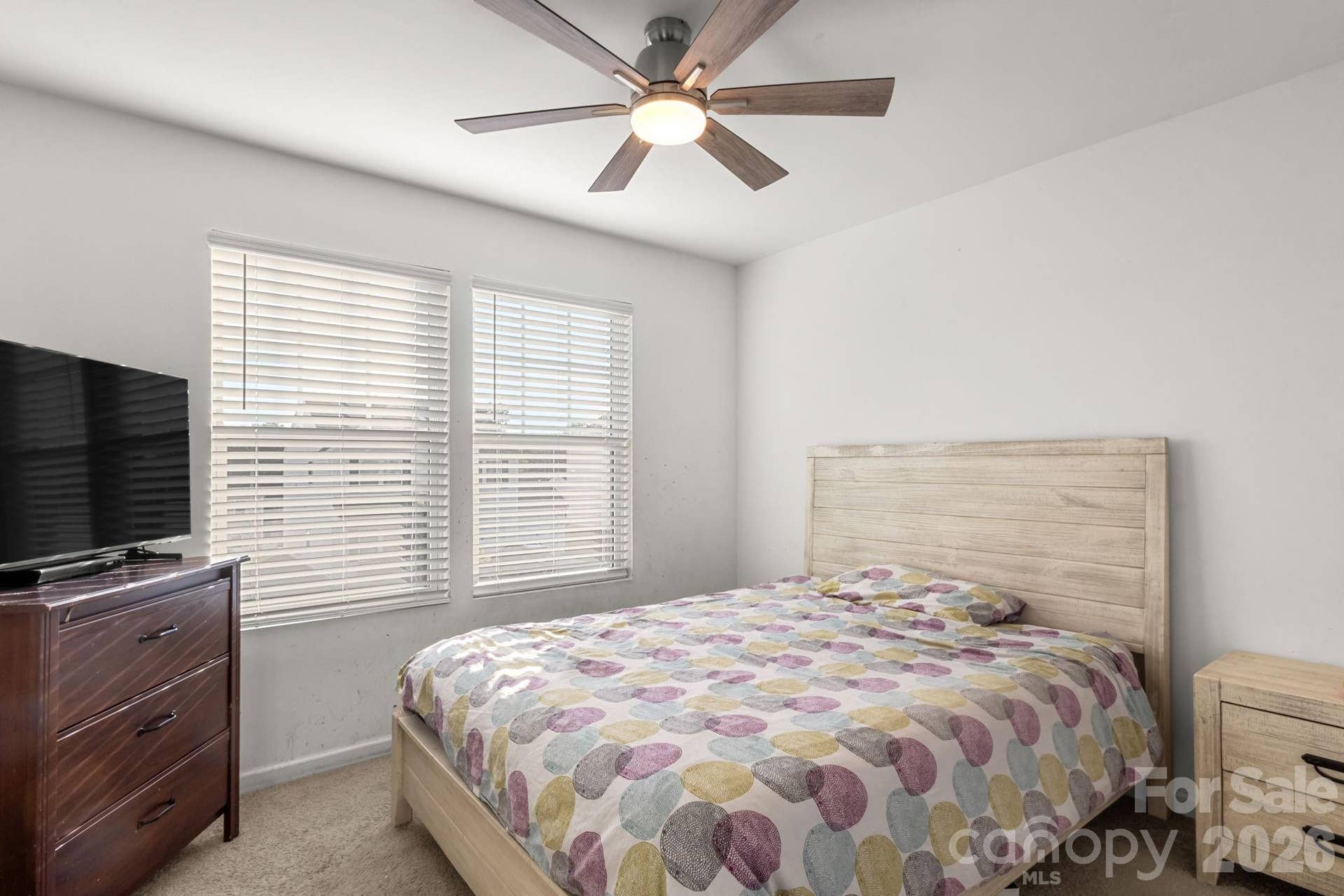 5153 Meanna Drive, Clover, SC 29710 5153 Meanna Drive, Clover, SC 29710