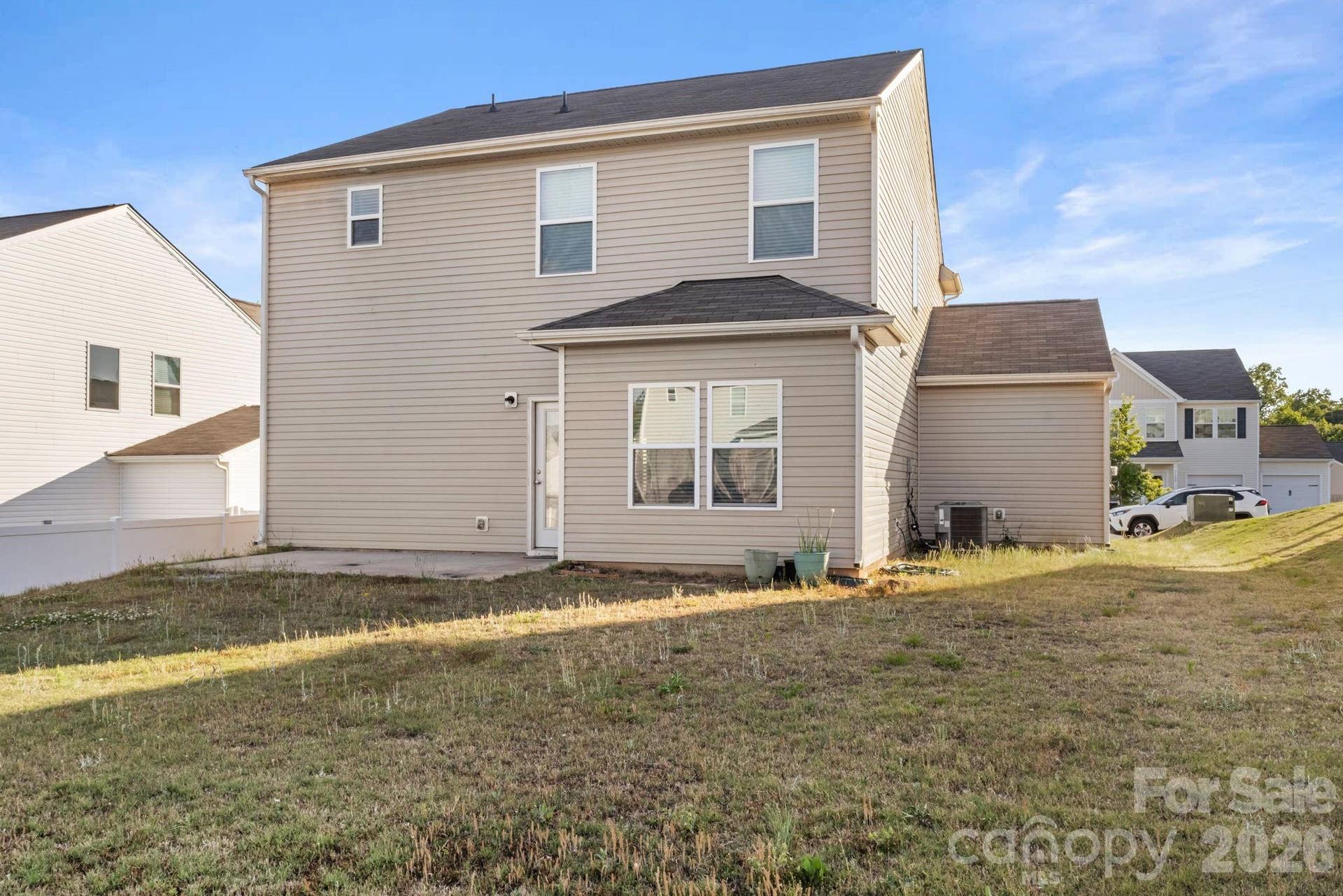 5153 Meanna Drive, Clover, SC 29710 5153 Meanna Drive, Clover, SC 29710