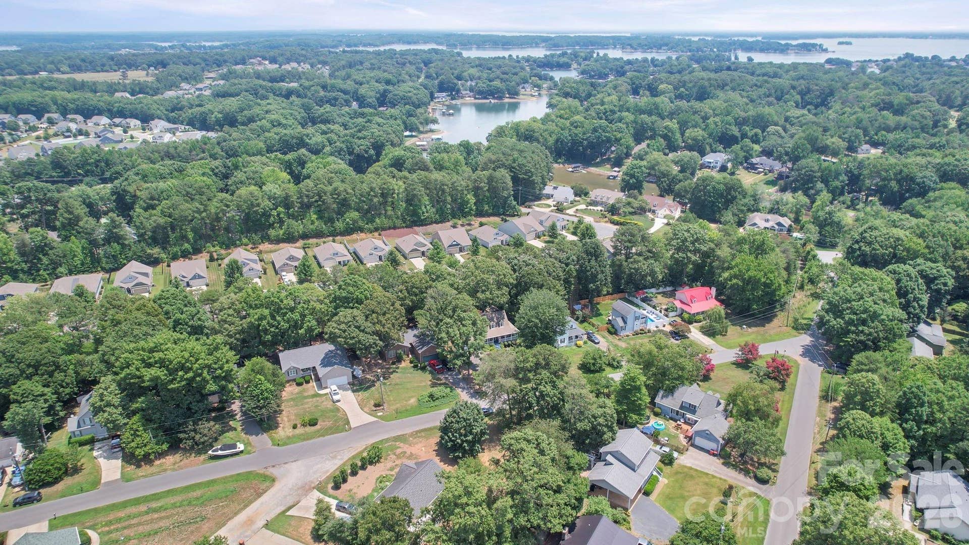 7813 Red Robin Trail, Denver, NC 28037