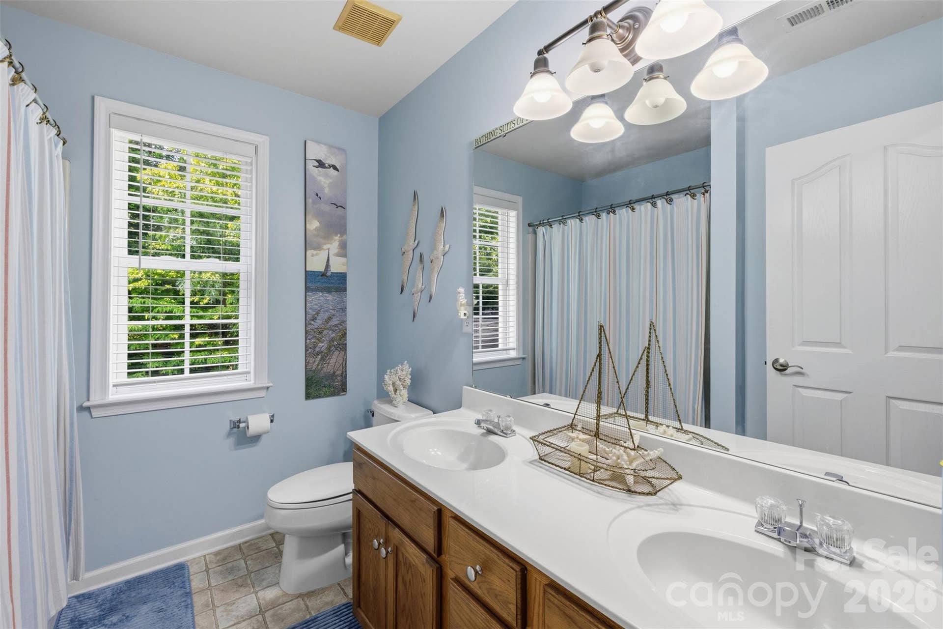 Spare Bath upstairs
