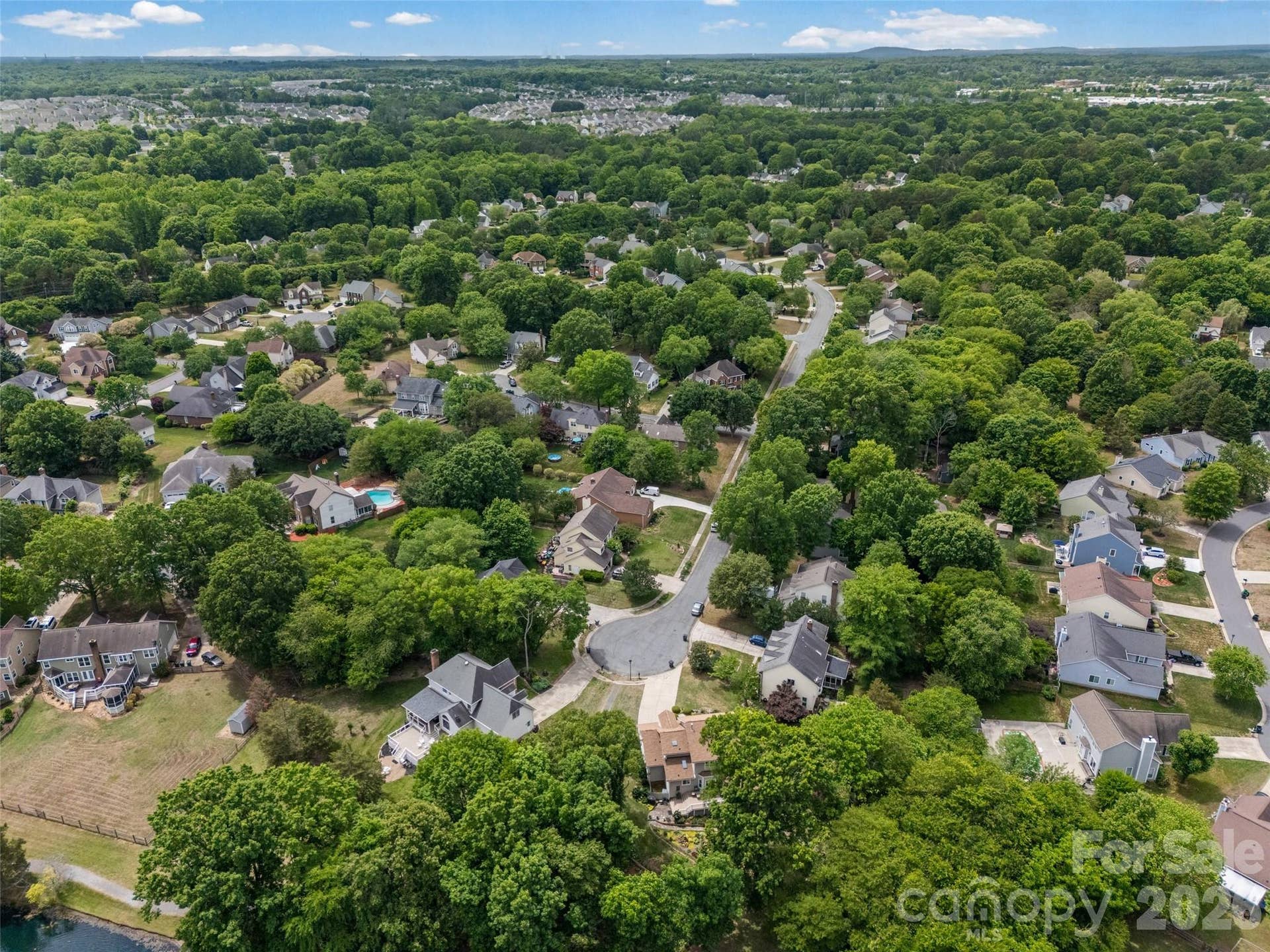 14002 Harlequin Drive, Charlotte, NC 28273 14002 Harlequin Drive, Charlotte, NC 28273