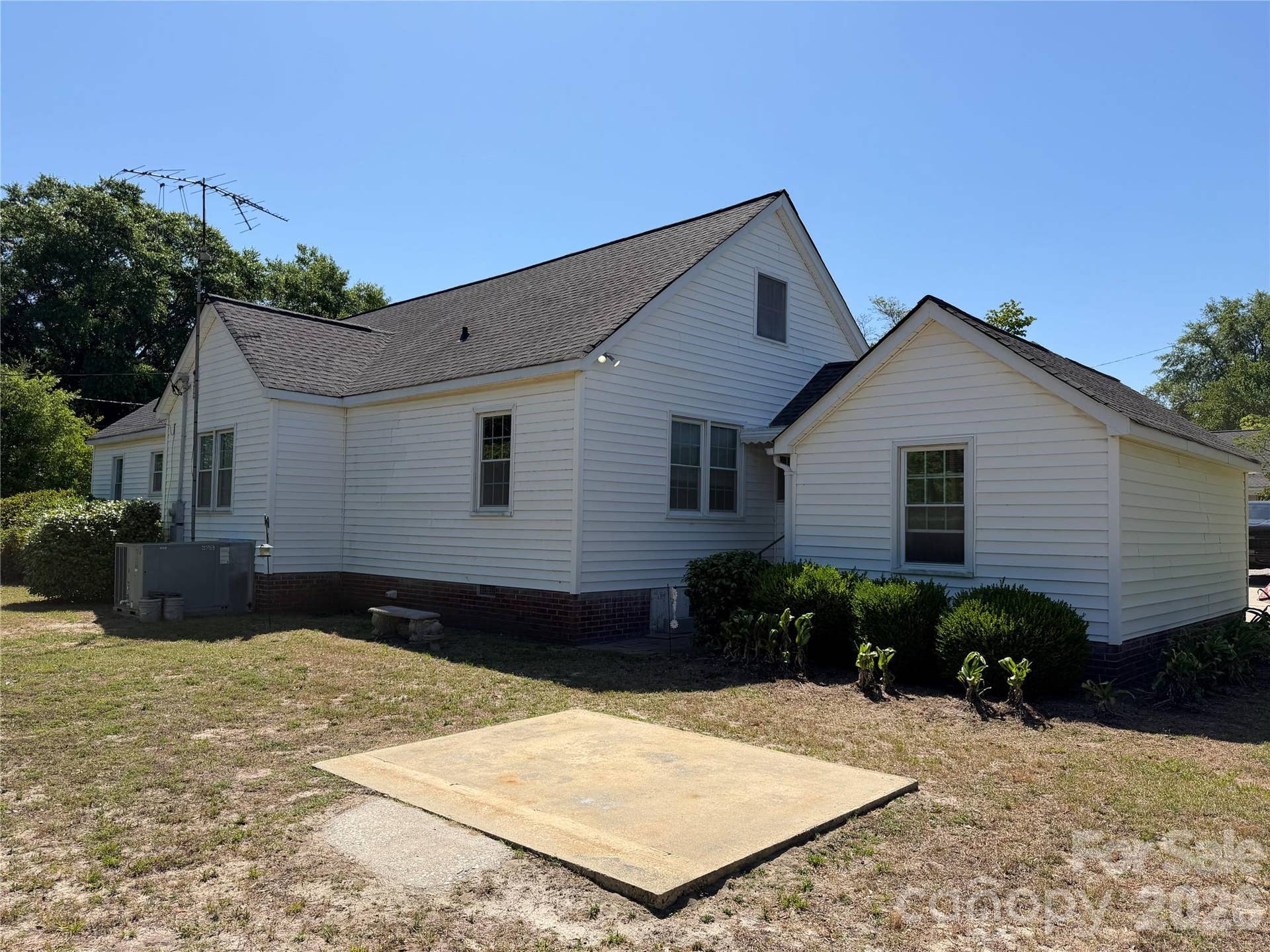 202 W Stevens Drive, Kershaw, SC 29067