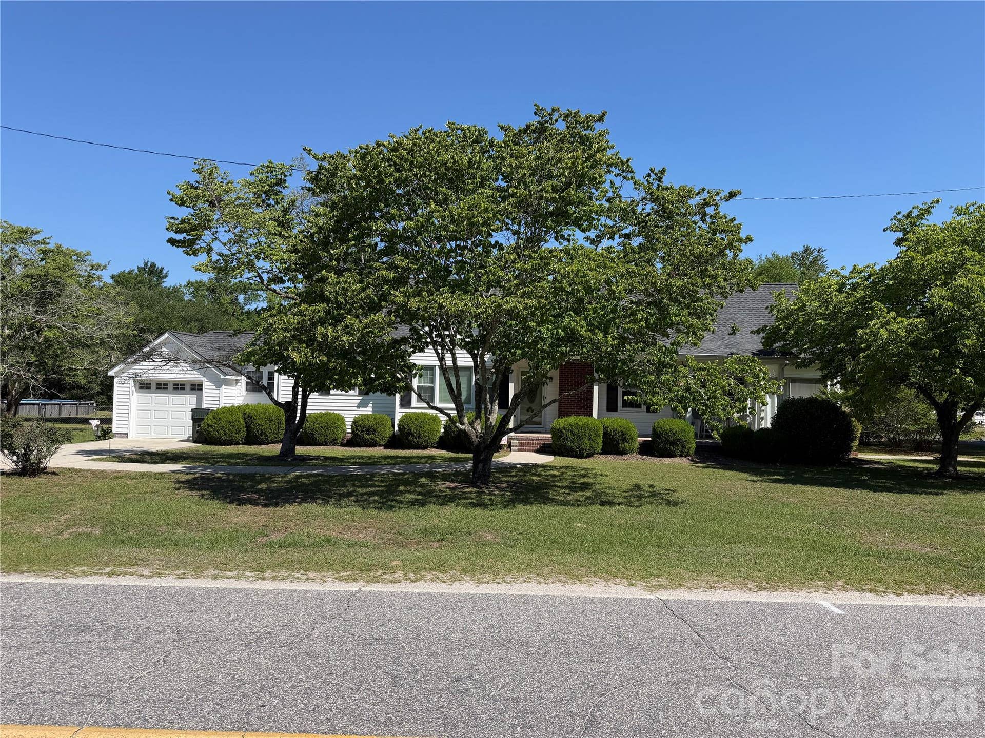 202 W Stevens Drive, Kershaw, SC 29067