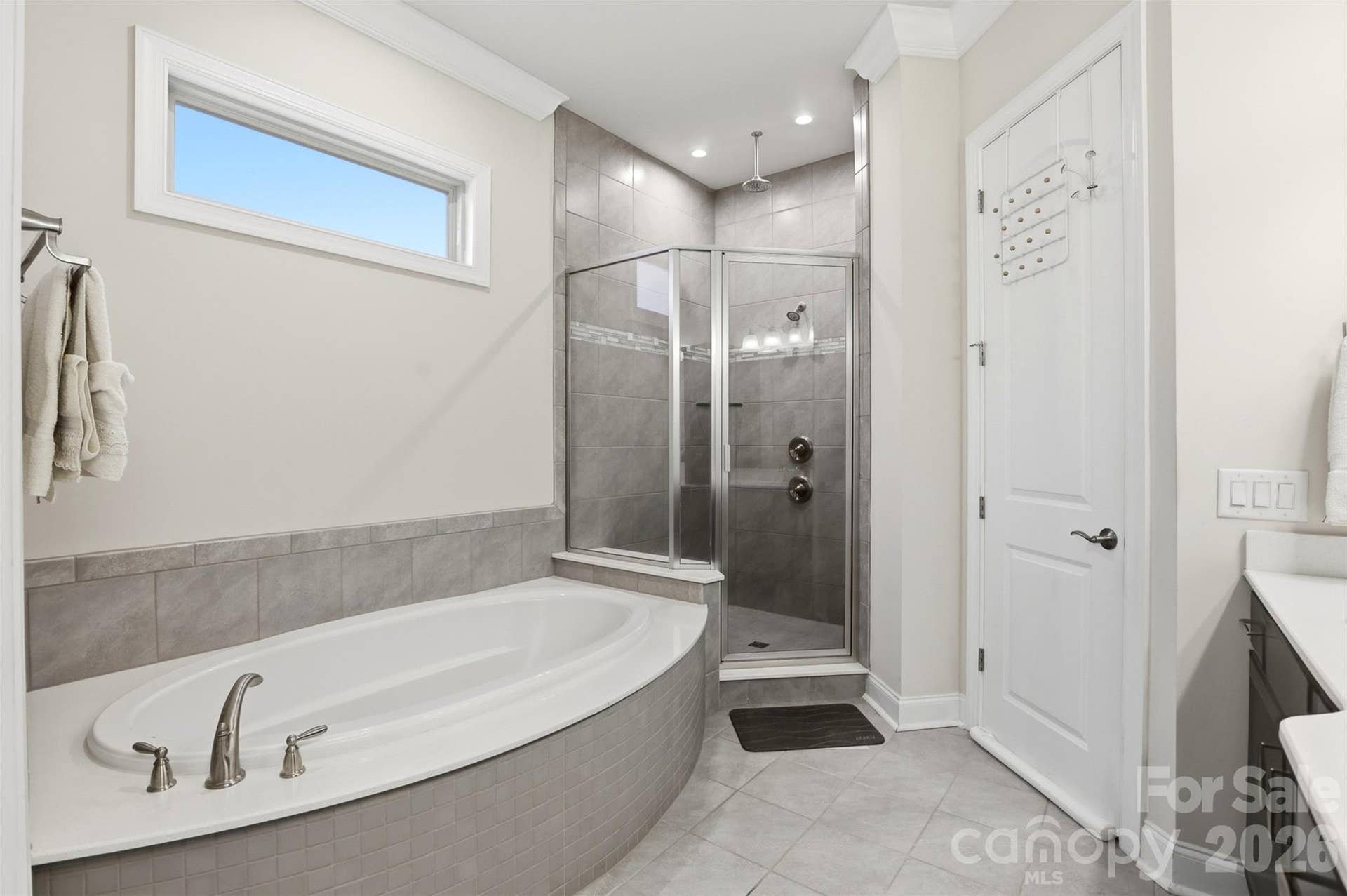 5701 Regal Way, Indian Land, SC 29707 Main bathroom