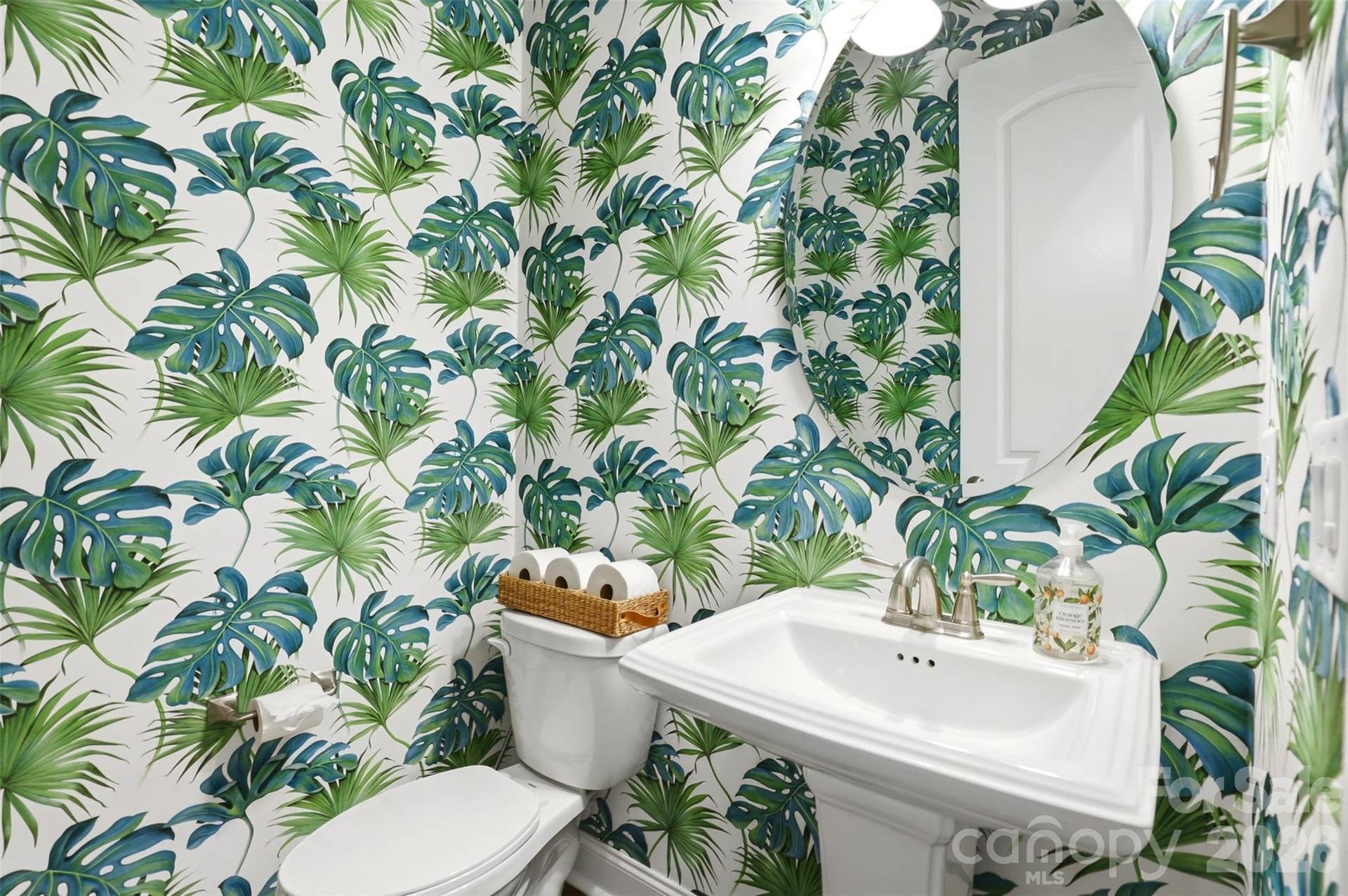 5701 Regal Way, Indian Land, SC 29707 Half-bath on main.