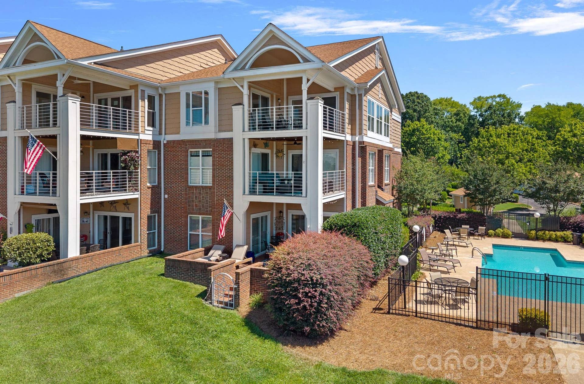 Welcome to the Villas at Harborside!