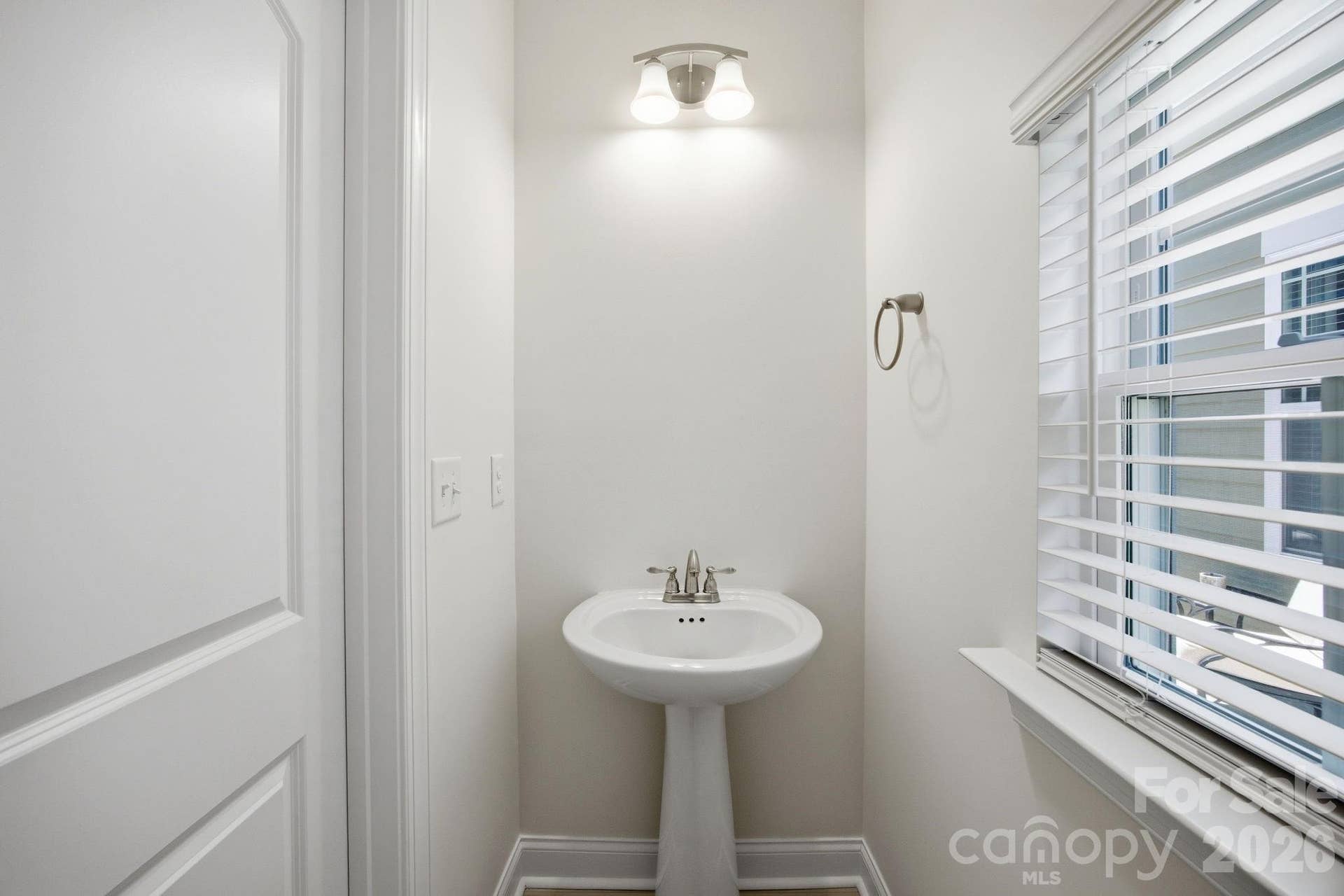 2015 Claybrook Lane, Denver, NC 28037