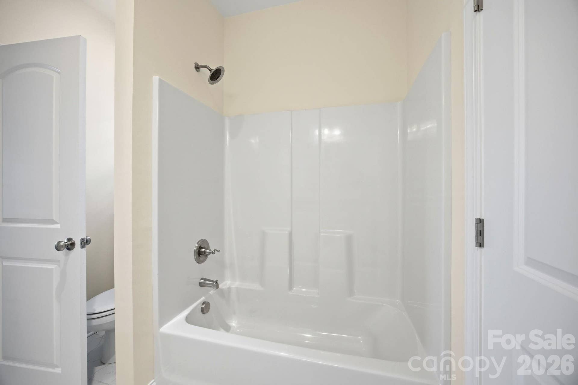 2015 Claybrook Lane, Denver, NC 28037