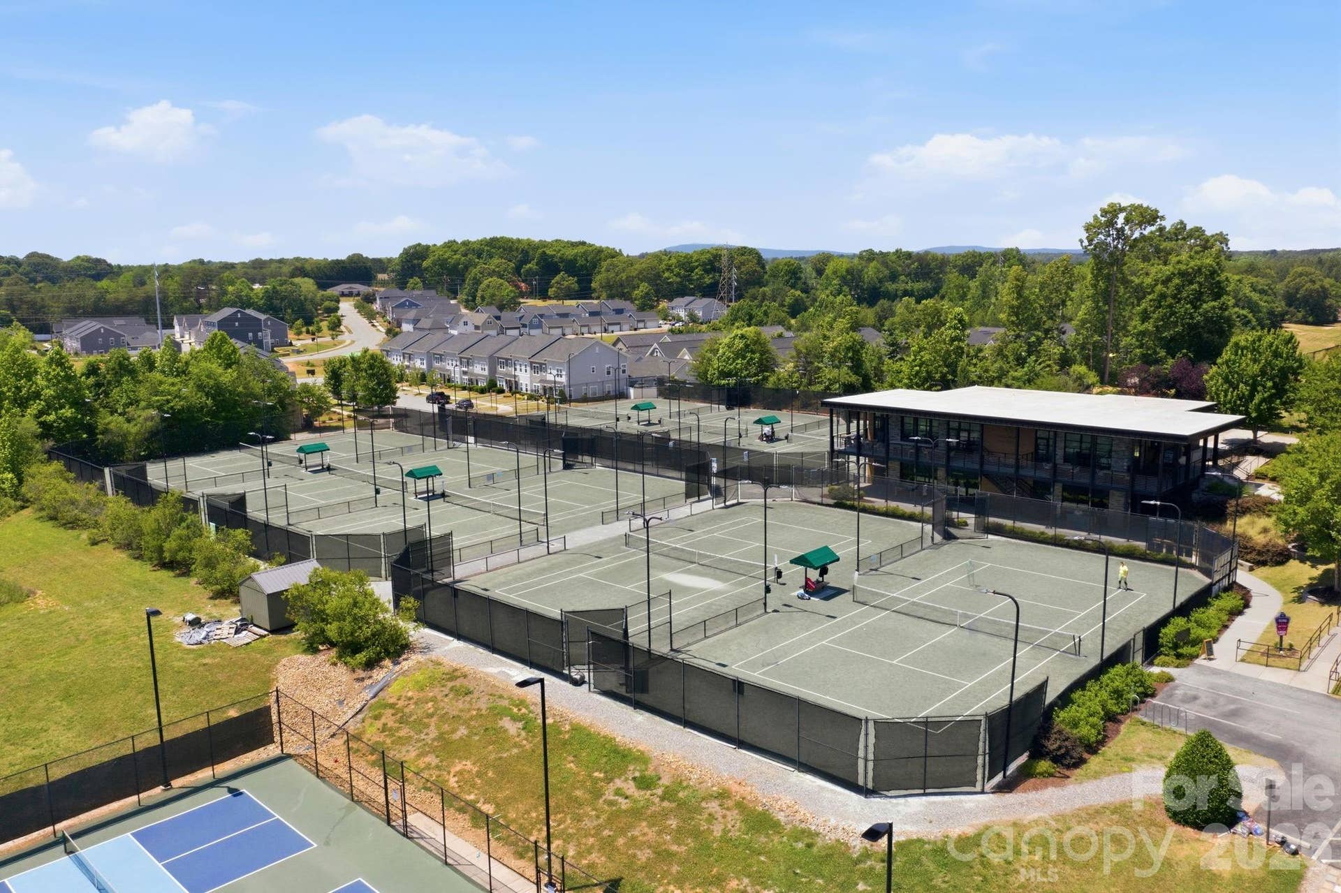 2015 Claybrook Lane, Denver, NC 28037