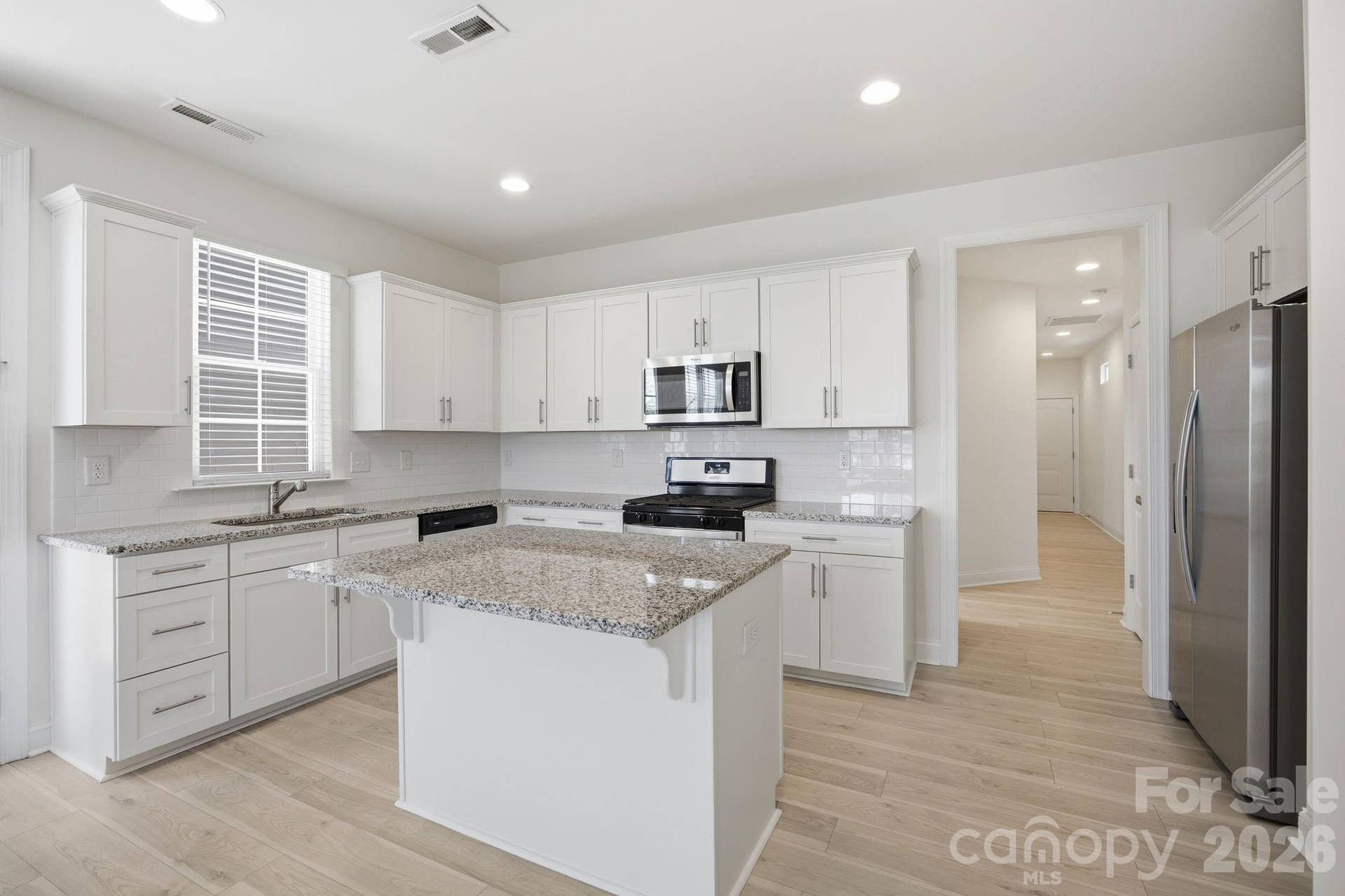 2015 Claybrook Lane, Denver, NC 28037
