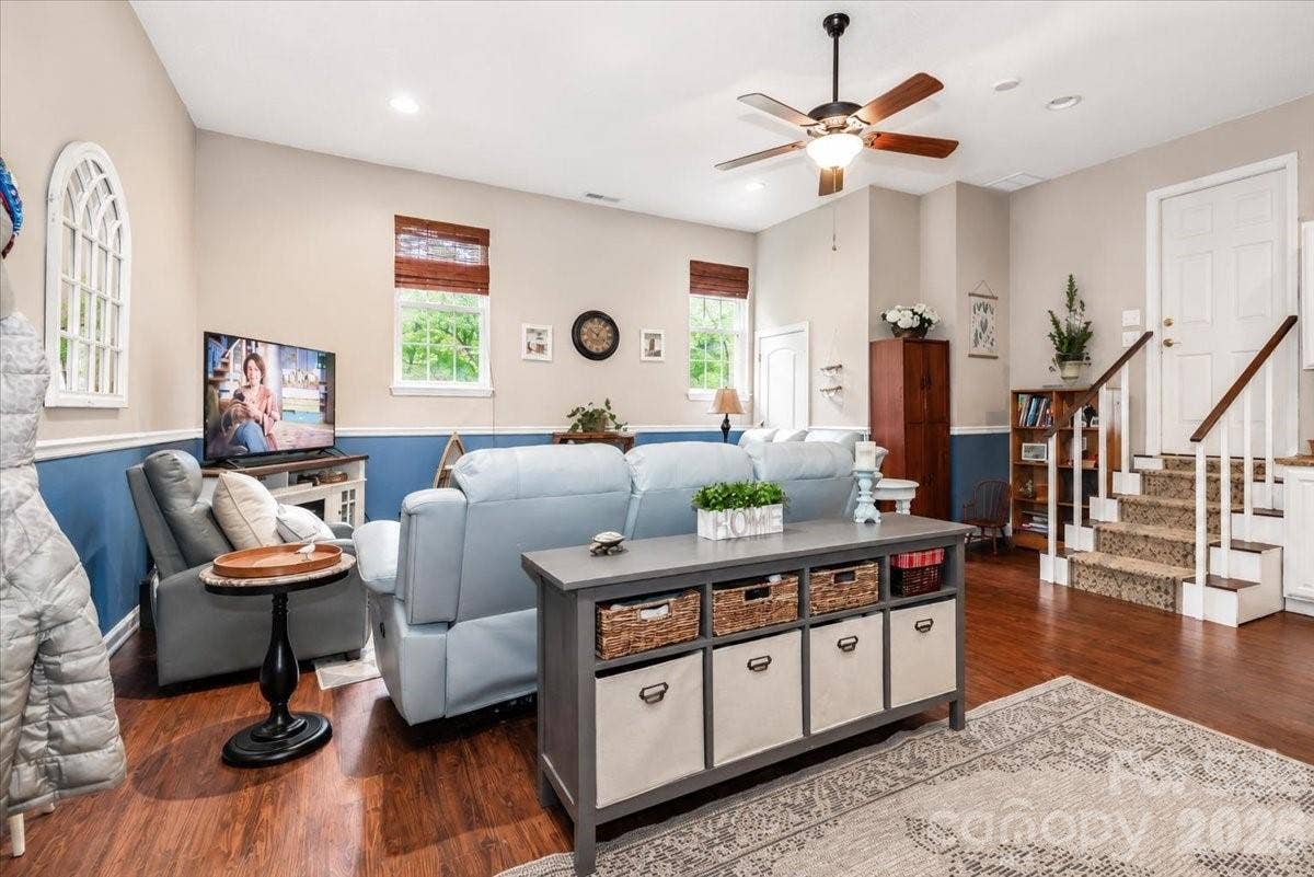 Family Room/Converted Garage
