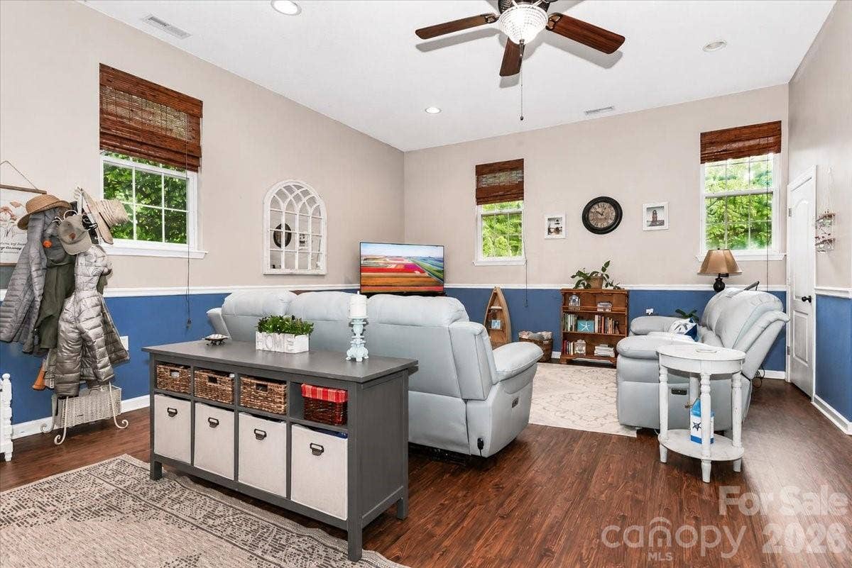 Family Room/Converted Garage