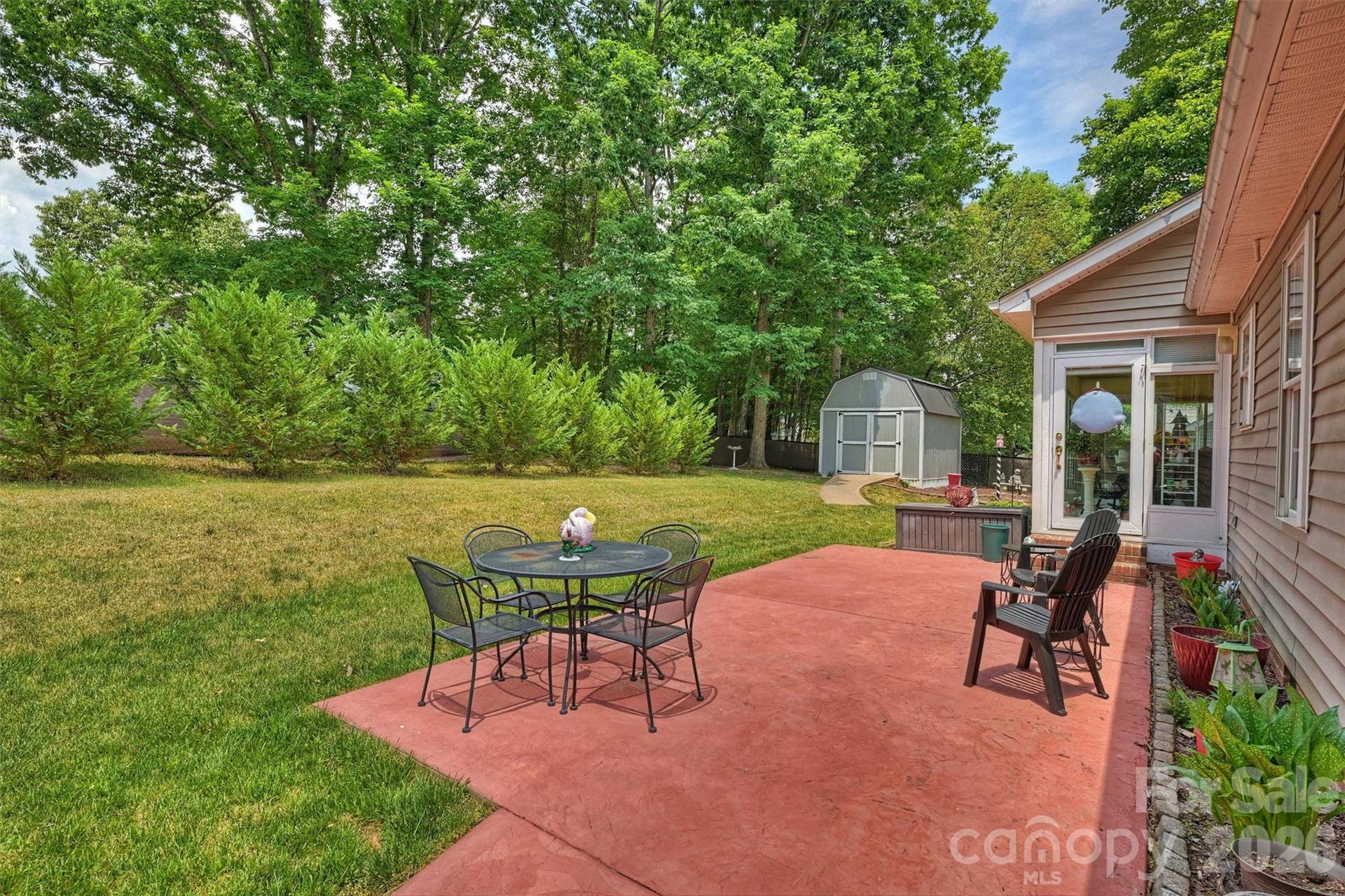 1302 Laurel Woods Drive, Gastonia, NC 28052 1302 Laurel Woods Drive, Gastonia, NC 28052