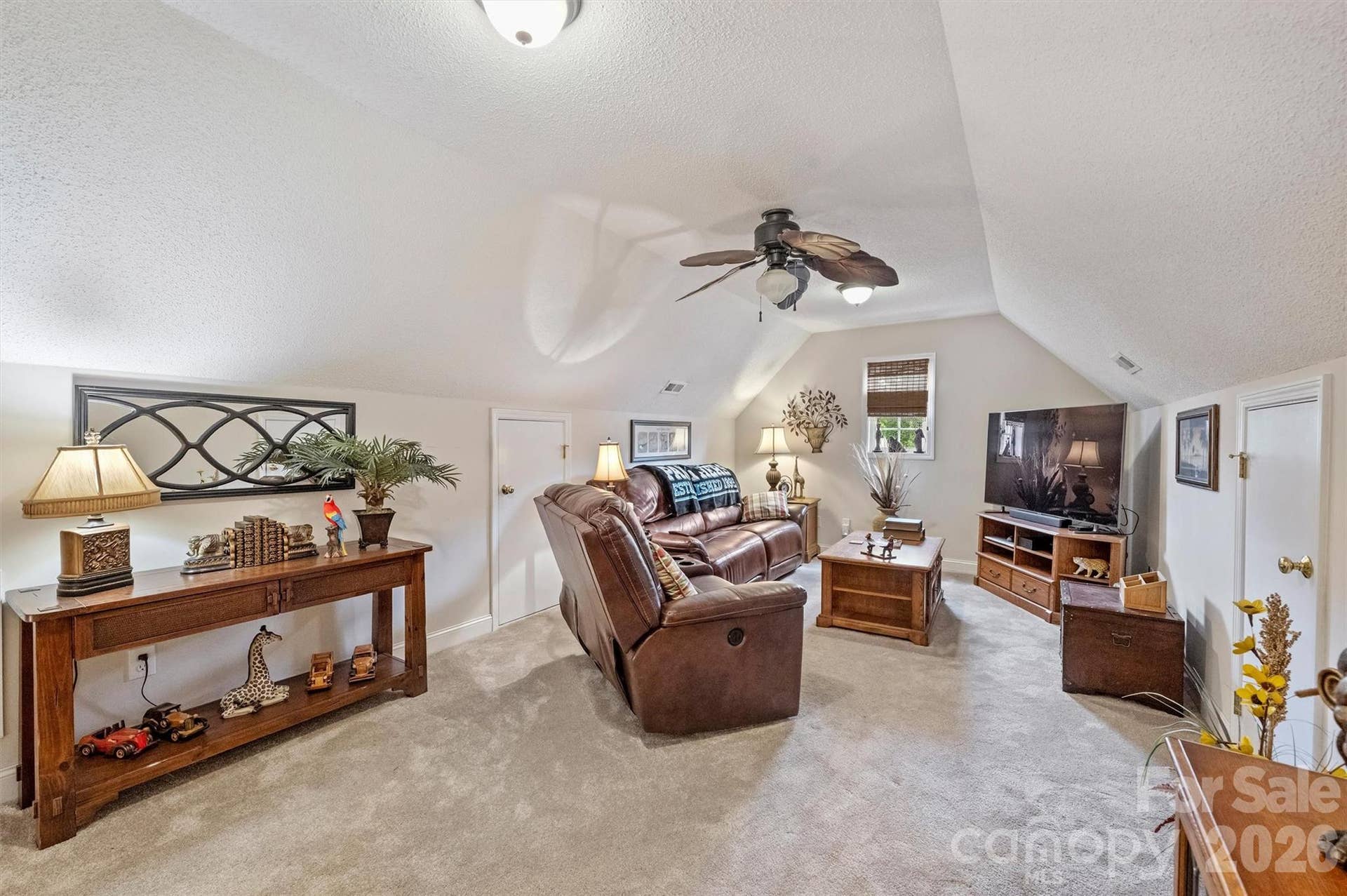1302 Laurel Woods Drive, Gastonia, NC 28052 1302 Laurel Woods Drive, Gastonia, NC 28052
