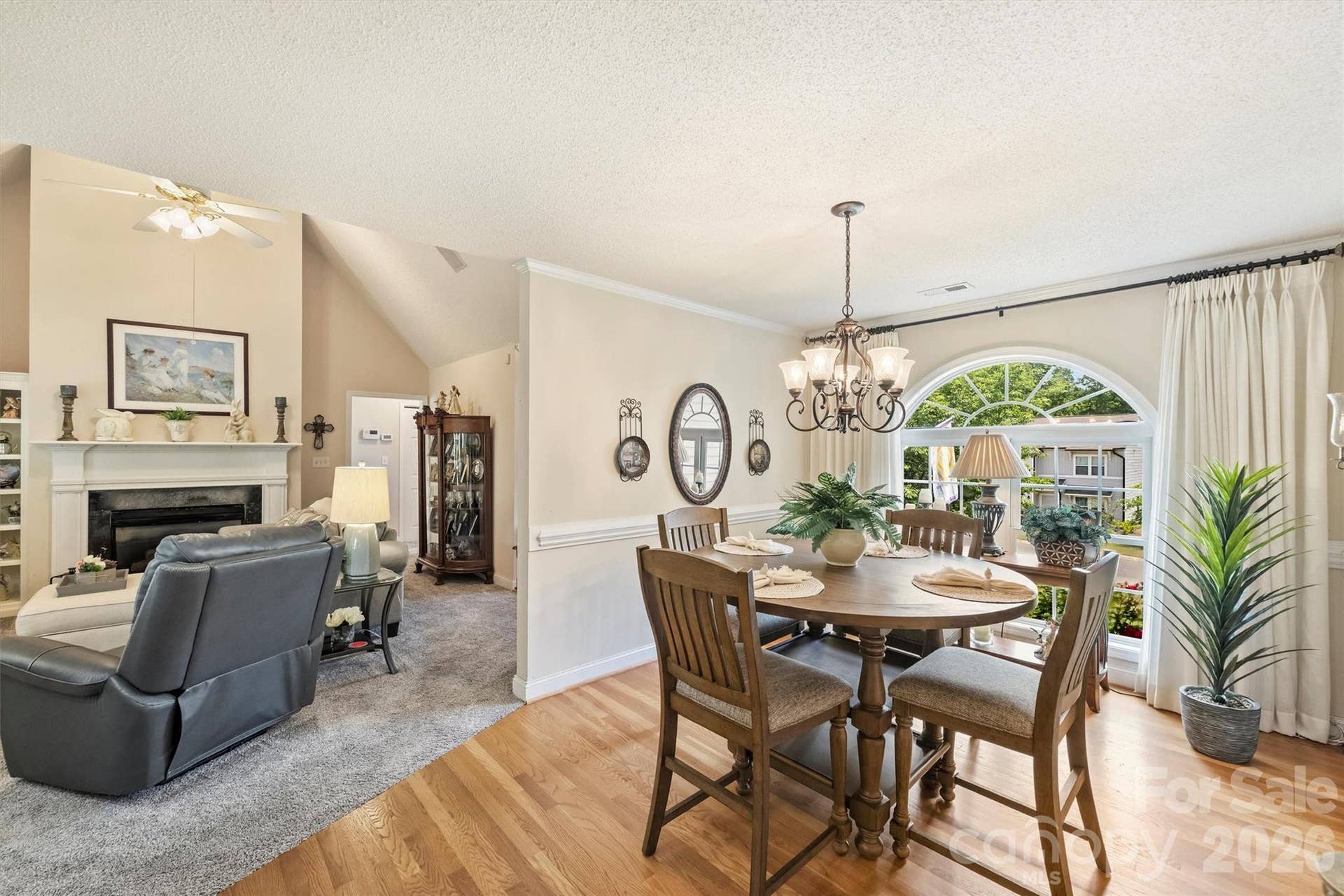 1302 Laurel Woods Drive, Gastonia, NC 28052 1302 Laurel Woods Drive, Gastonia, NC 28052