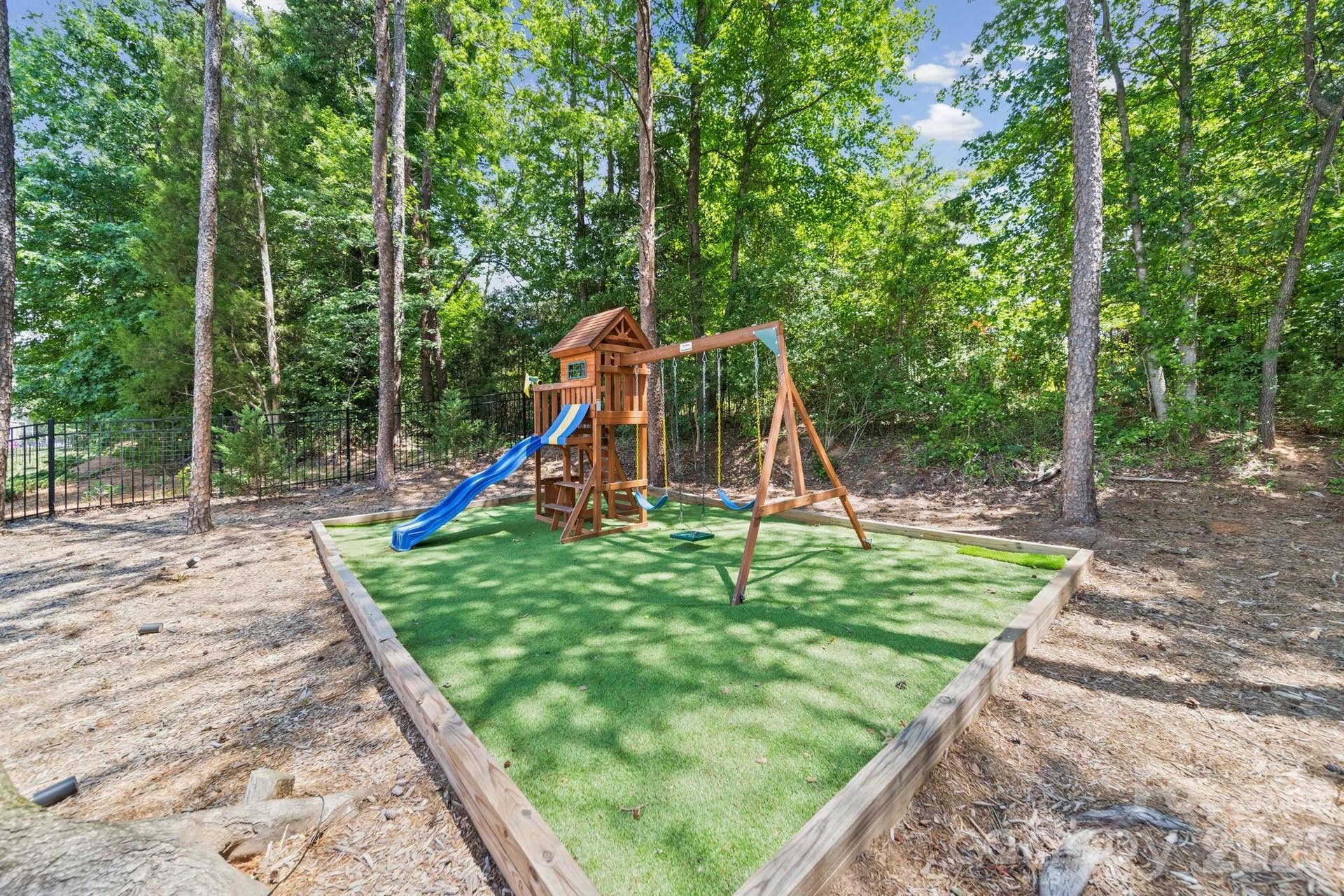 163 Monteray Oaks Circle, Fort Mill, SC 29715 163 Monteray Oaks Circle, Fort Mill, SC 29715
