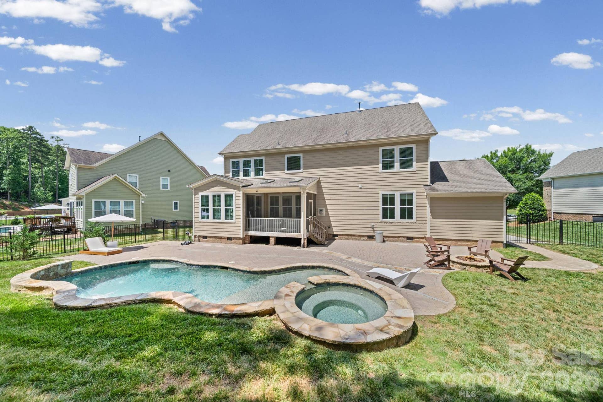 163 Monteray Oaks Circle, Fort Mill, SC 29715 Pool/Spa
